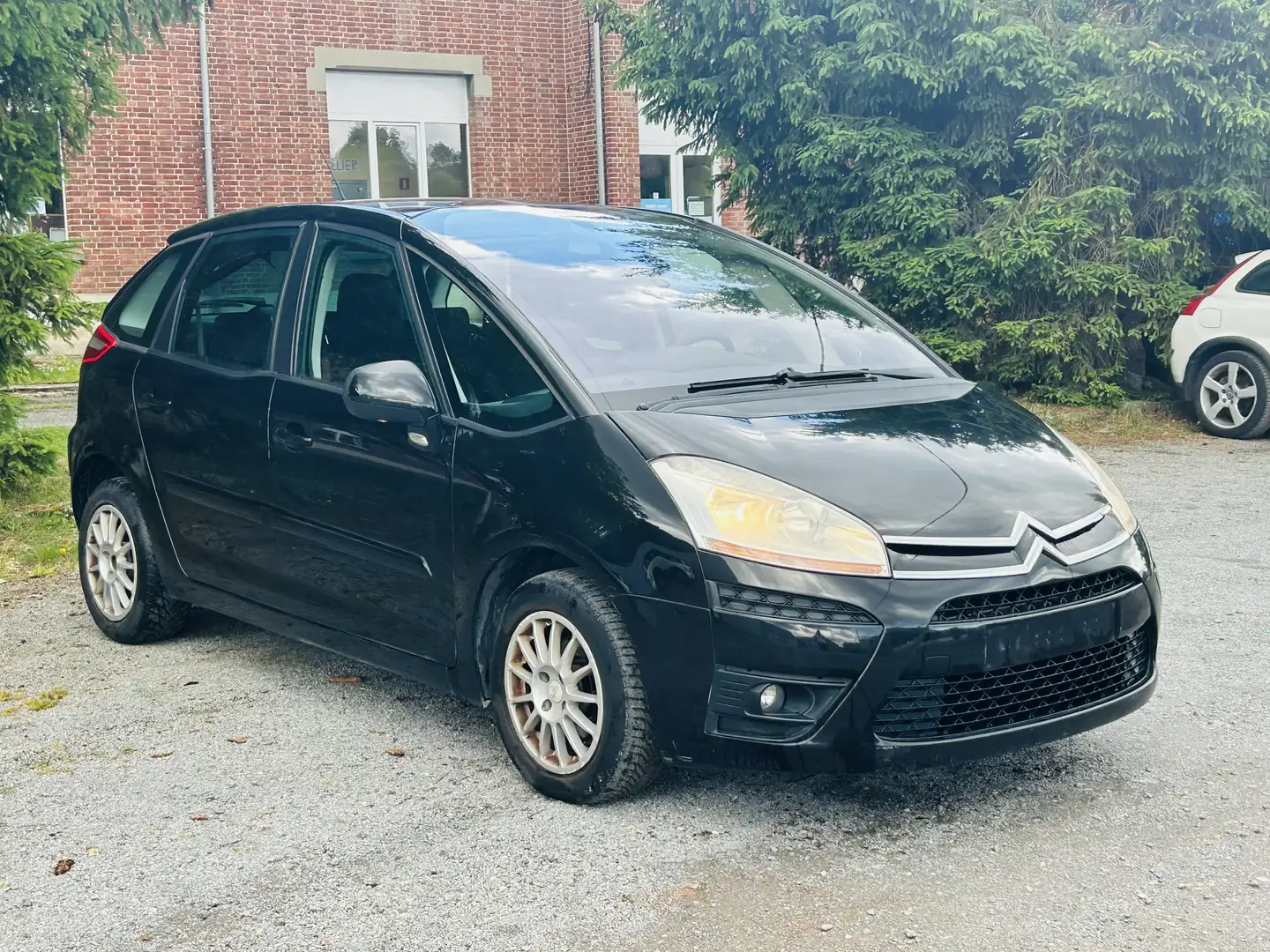 Citroen C4 Picasso 1.6 hdi AUTOMATIQUE - 1