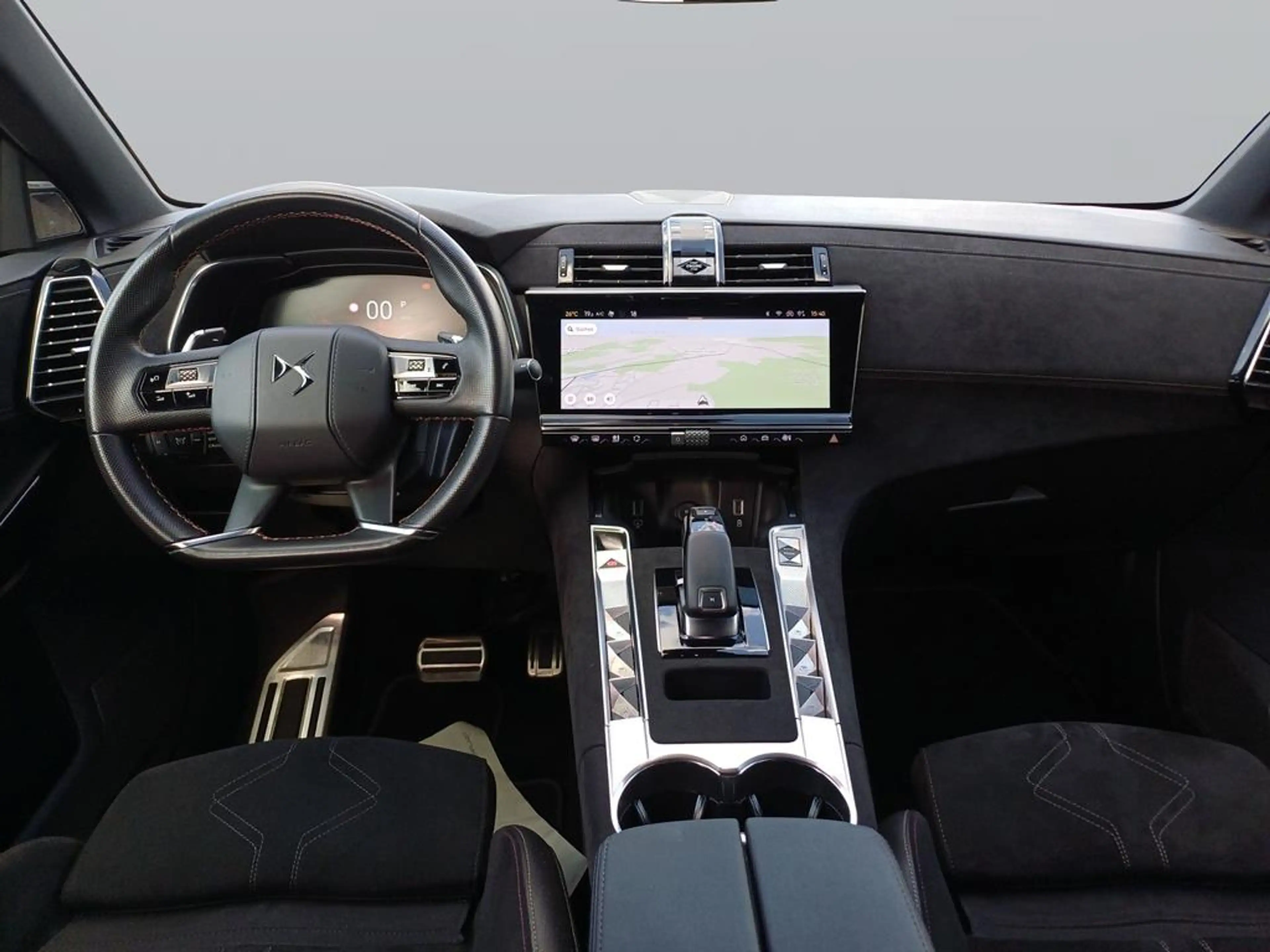 DS Automobiles DS 7 Performance Line + — photo 10