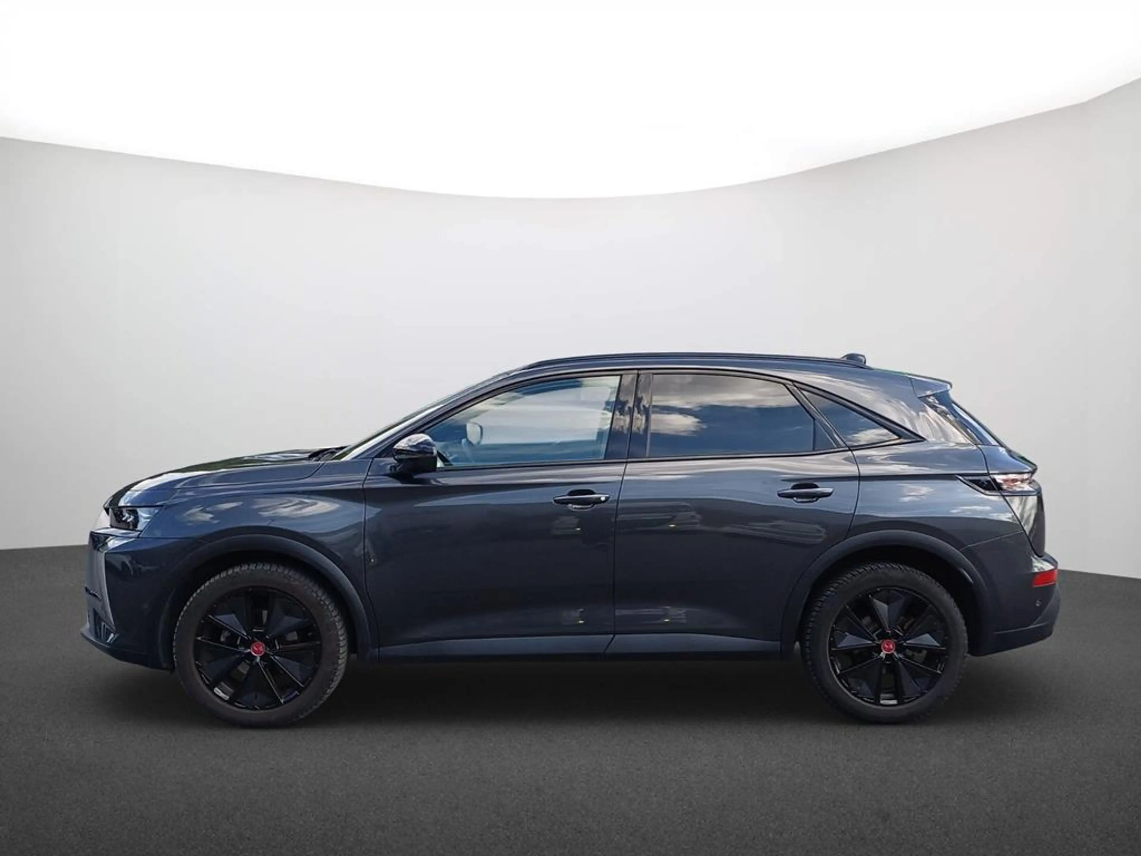DS Automobiles DS 7 Performance Line + — photo 4