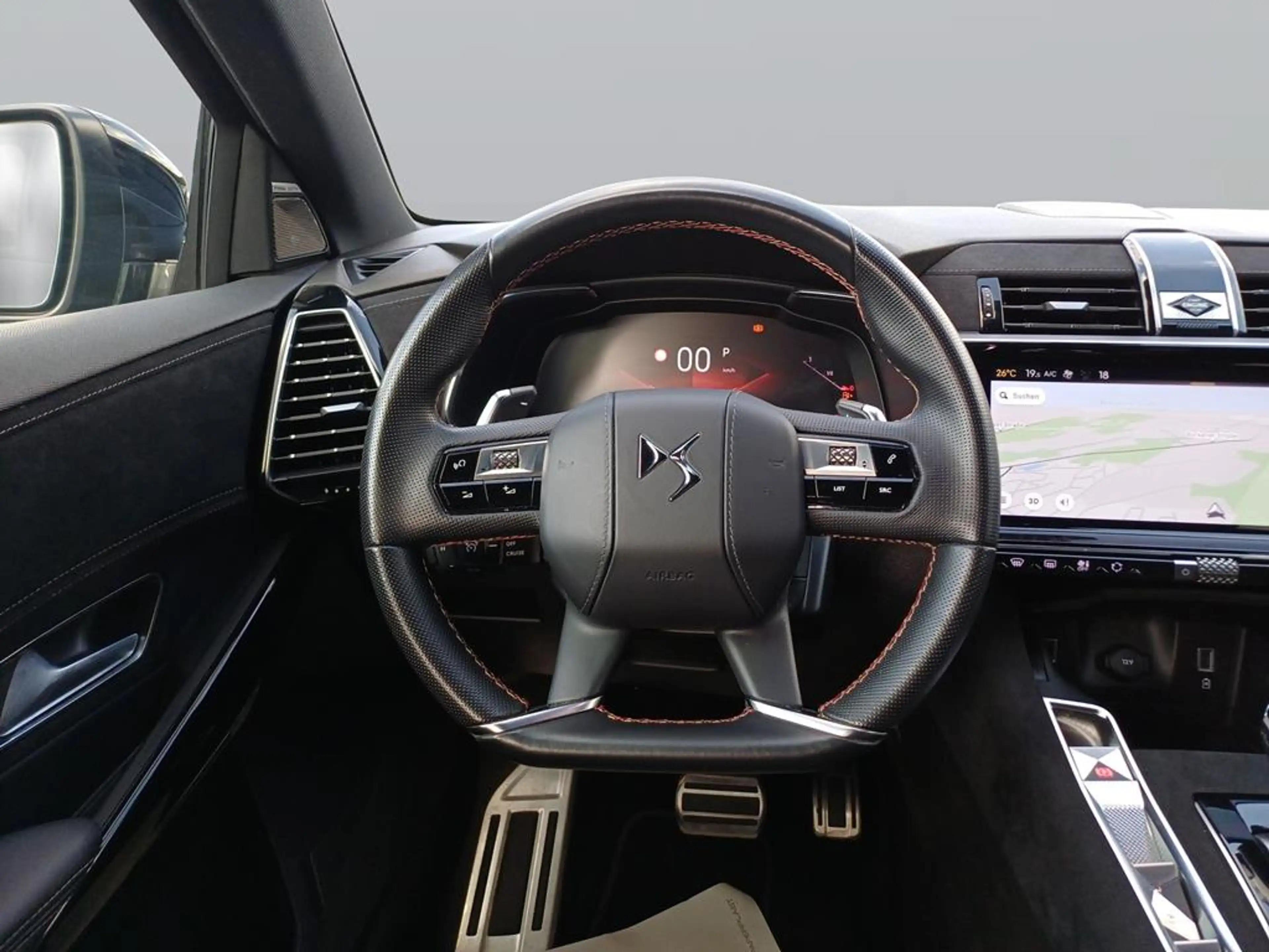 DS Automobiles DS 7 Performance Line + — photo 13