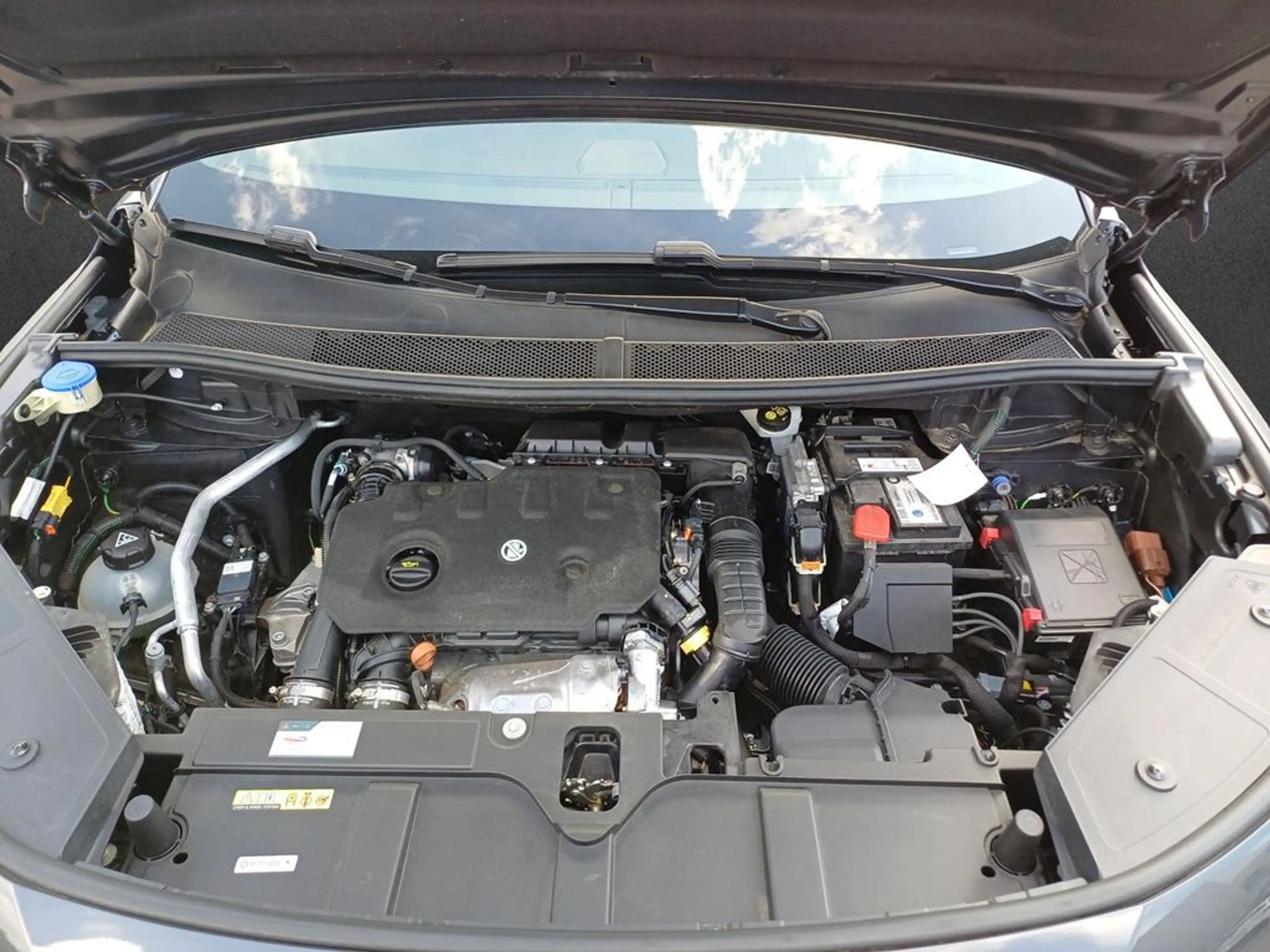 DS Automobiles DS 7 Performance Line + — photo 5