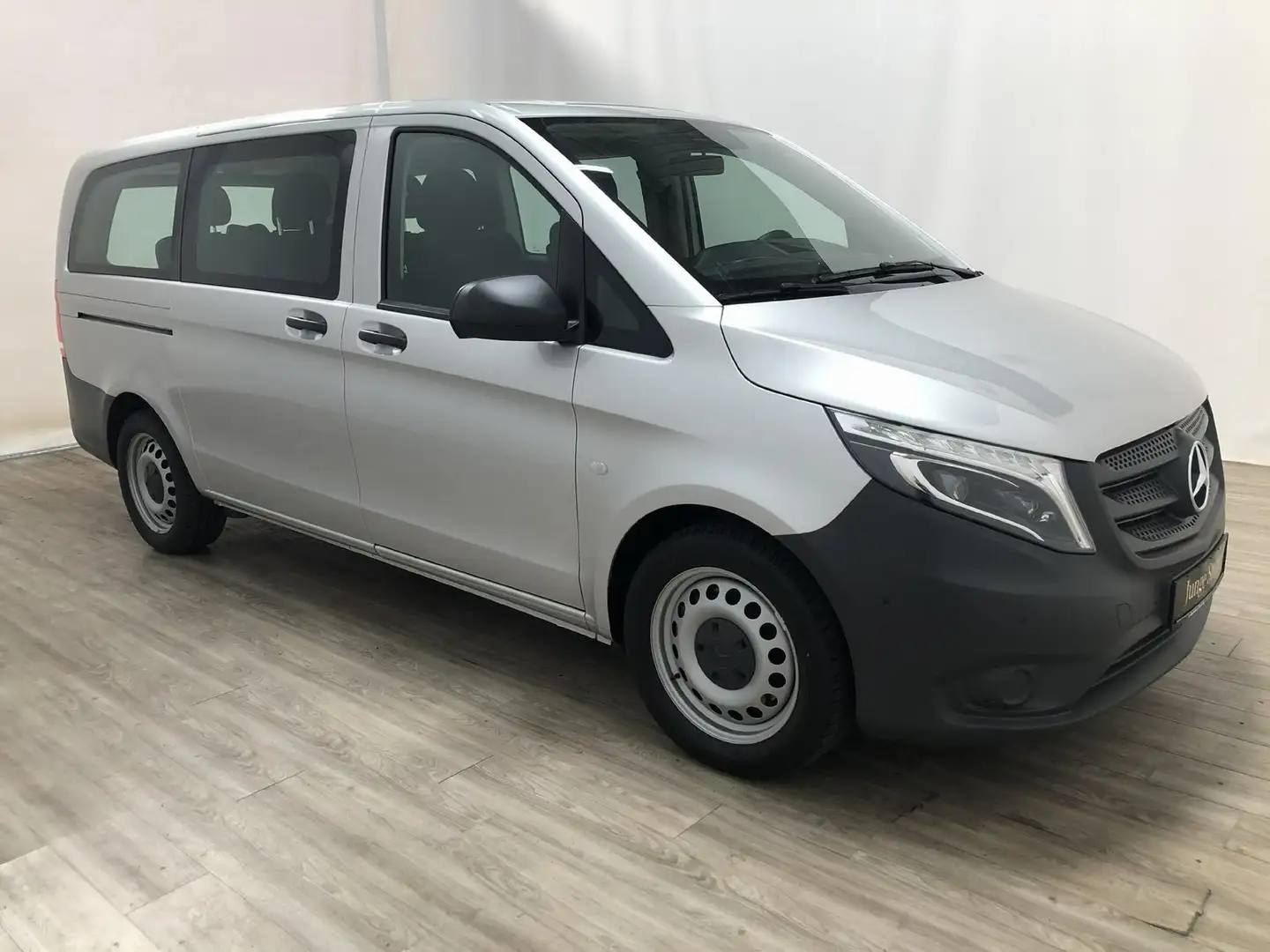 Mercedes-Benz Vito 119 CDI Pro lang Navi*Standheiz*PTS*LED*Sitzheiz Silber - 2