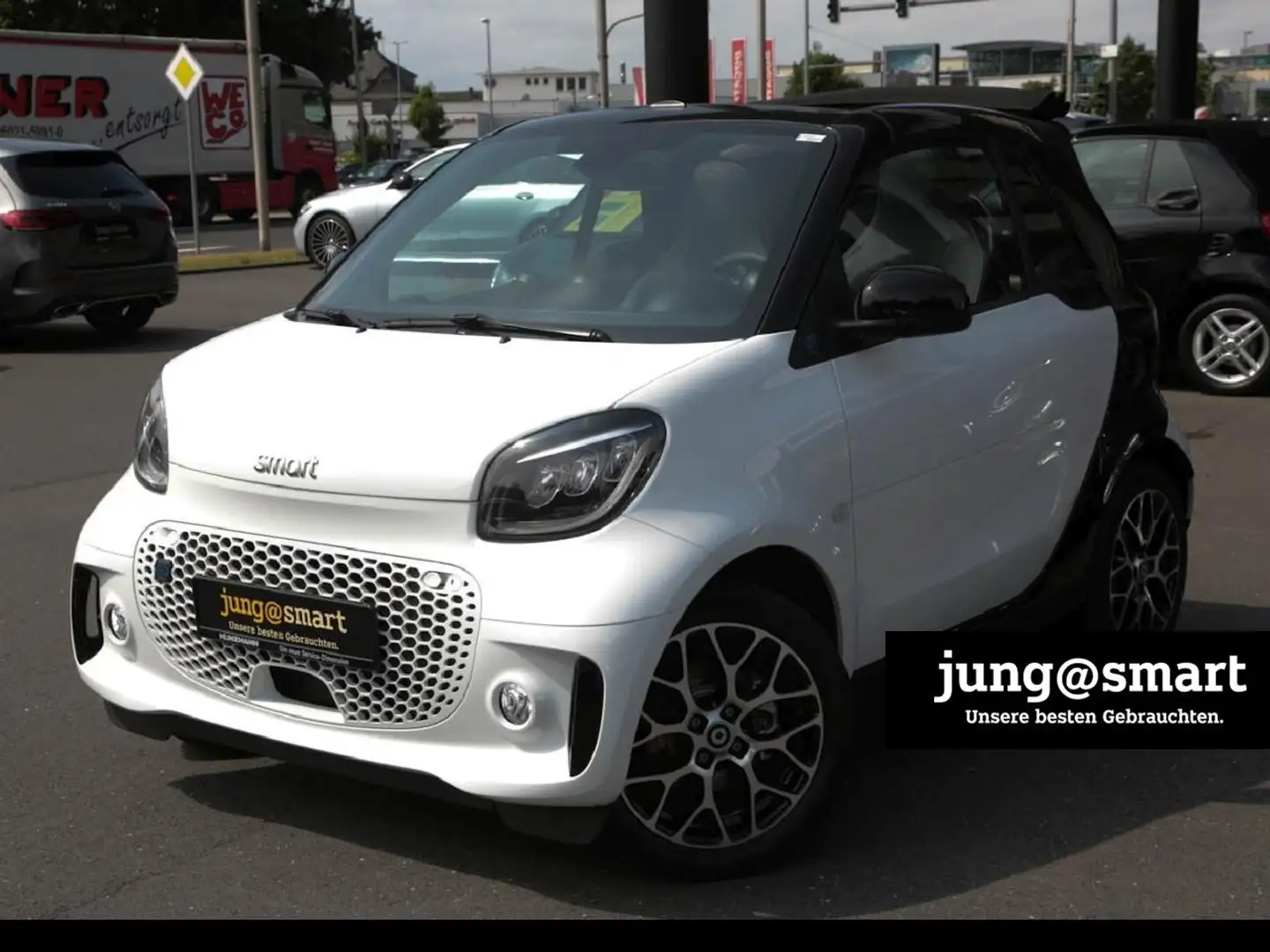 smart forTwo EQ  cabrio prime exclusive-Paket Leder 22kw Weiß - 1