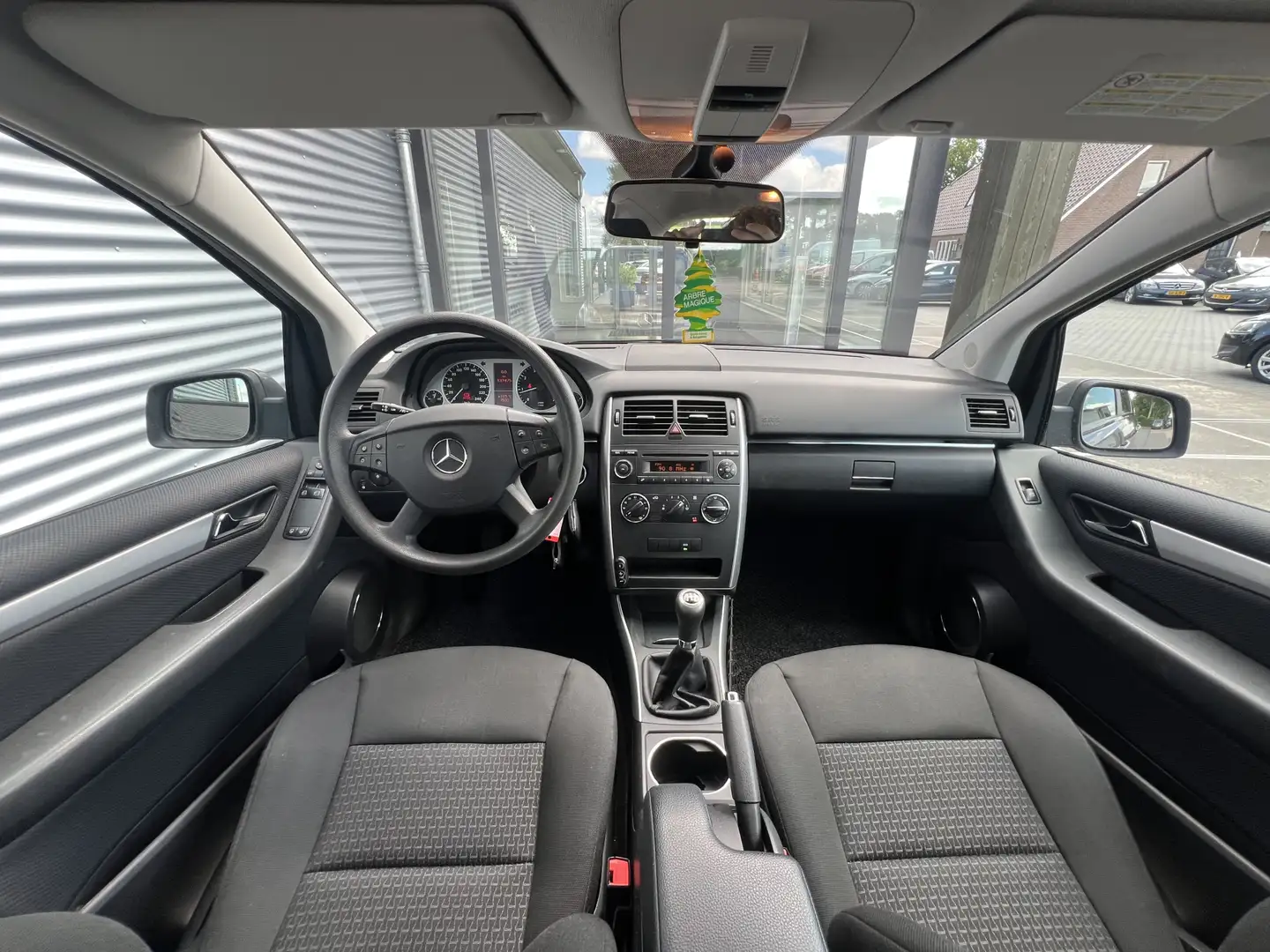 Mercedes-Benz B 180 BlueEFFICIENCY Grijs - 2