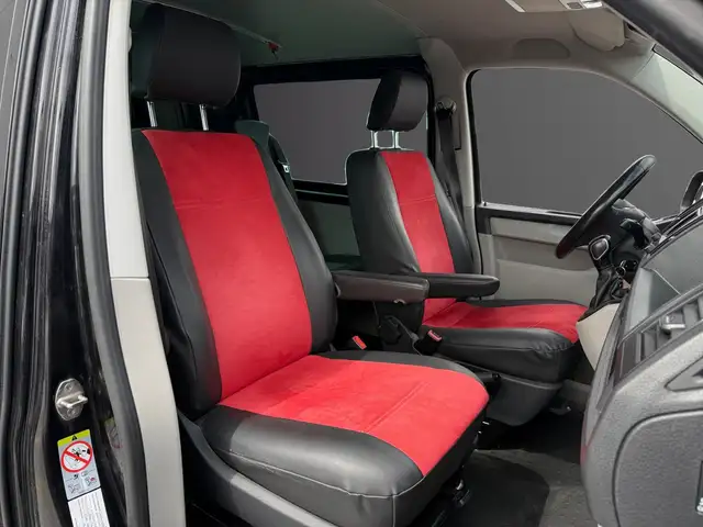 Volkswagen Transporter view 10
