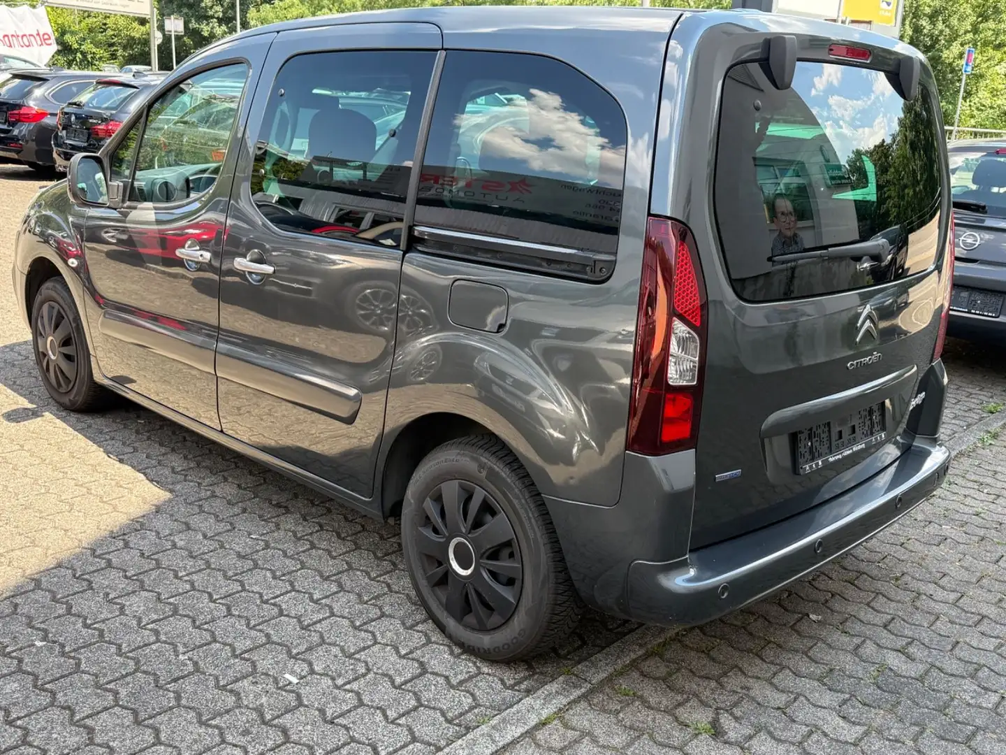 Citroen Berlingo Kombi Selection PDC Tempomat Grau - 2