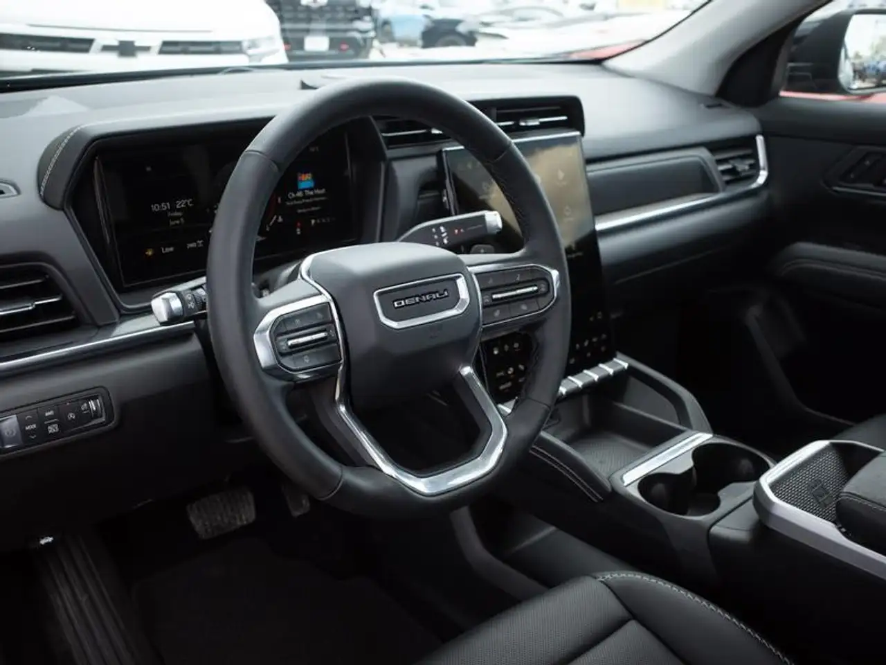 GMC Terrain photo GMC Terrain