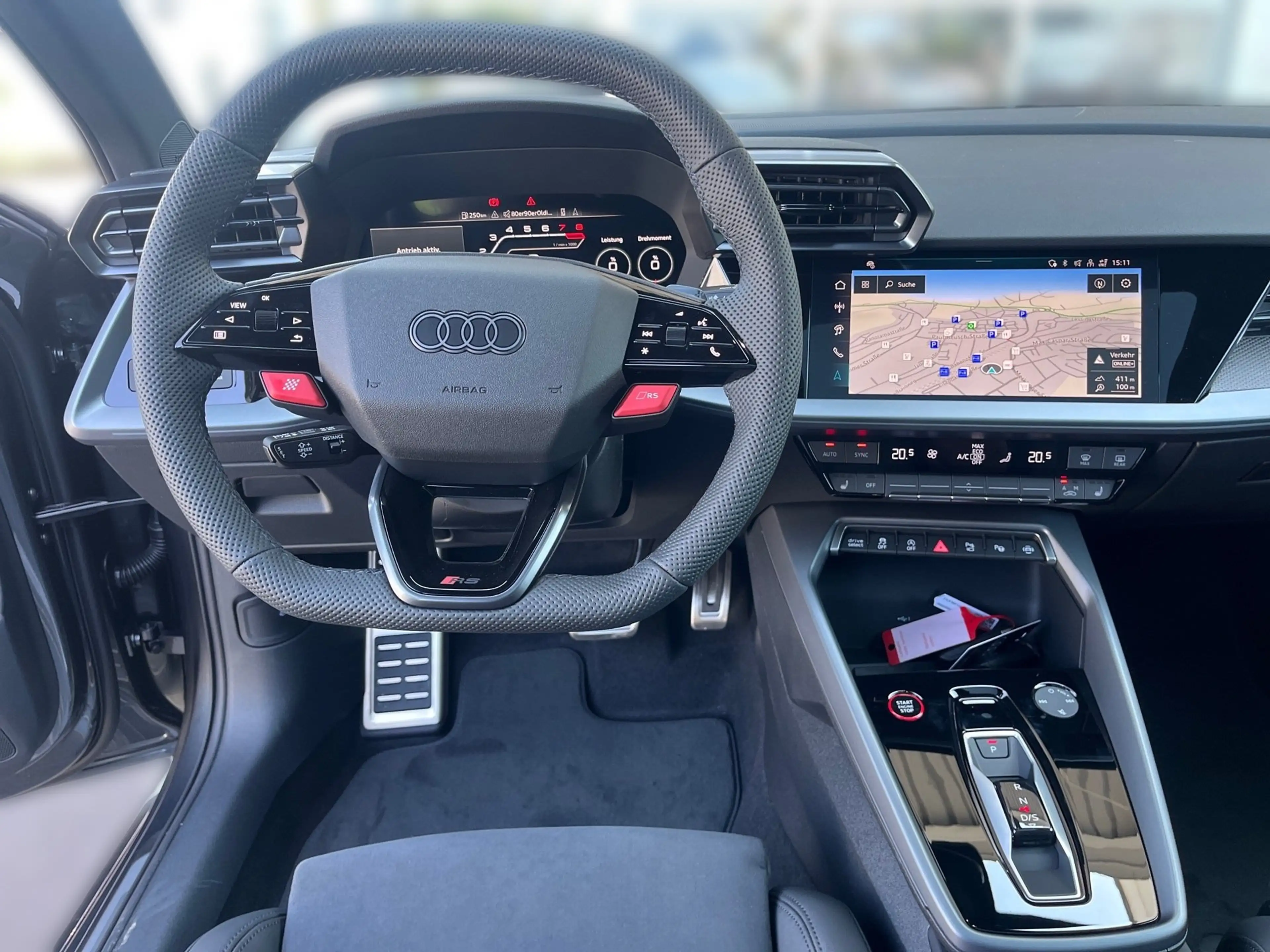 Audi RS3 RS 3 Sportback quattro S-Tronic Panodach Sonos Mat — photo 12