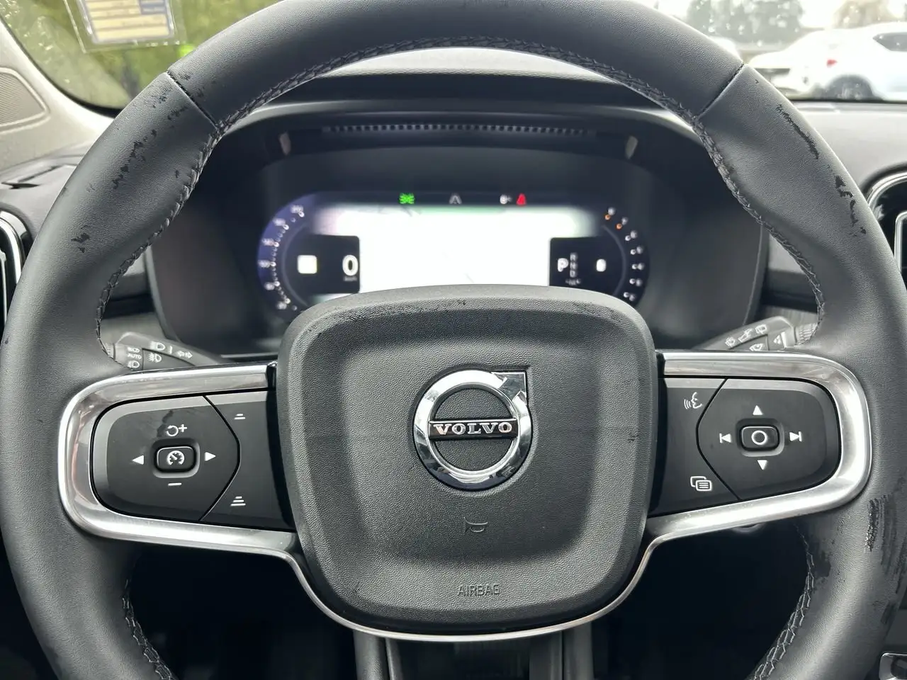 Volvo XC40 снимка Volvo XC40