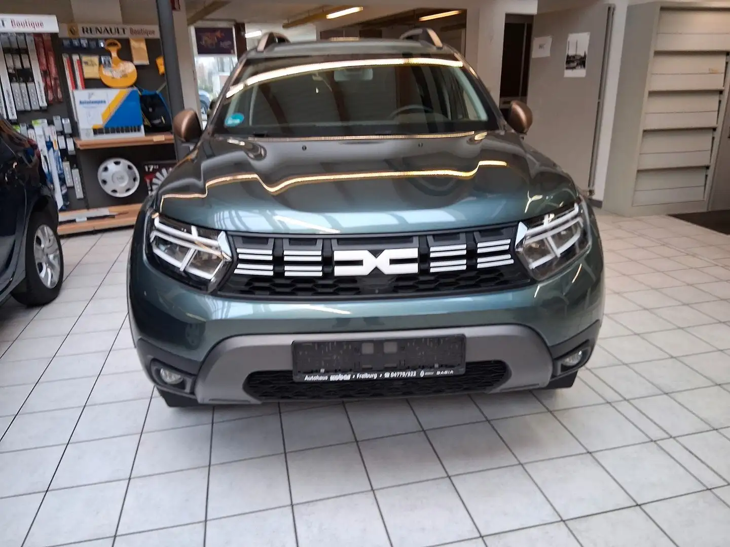 Dacia Duster II Extreme Automatik Grün - 2