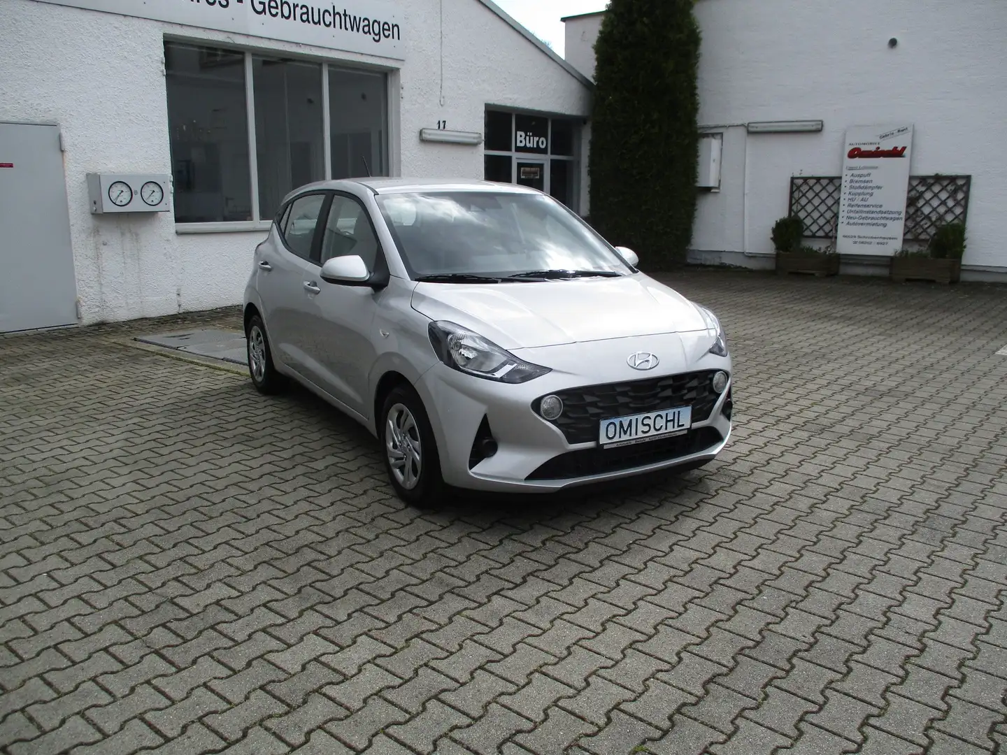 Hyundai i10 Select Tempomat Lenkradheizung PDC SHZ Grau - 2