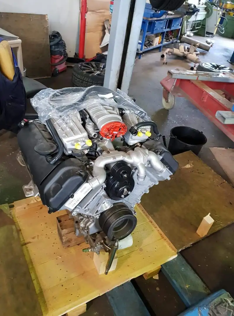 Land Rover Range Rover Range Rover V8 Supercharged - 1