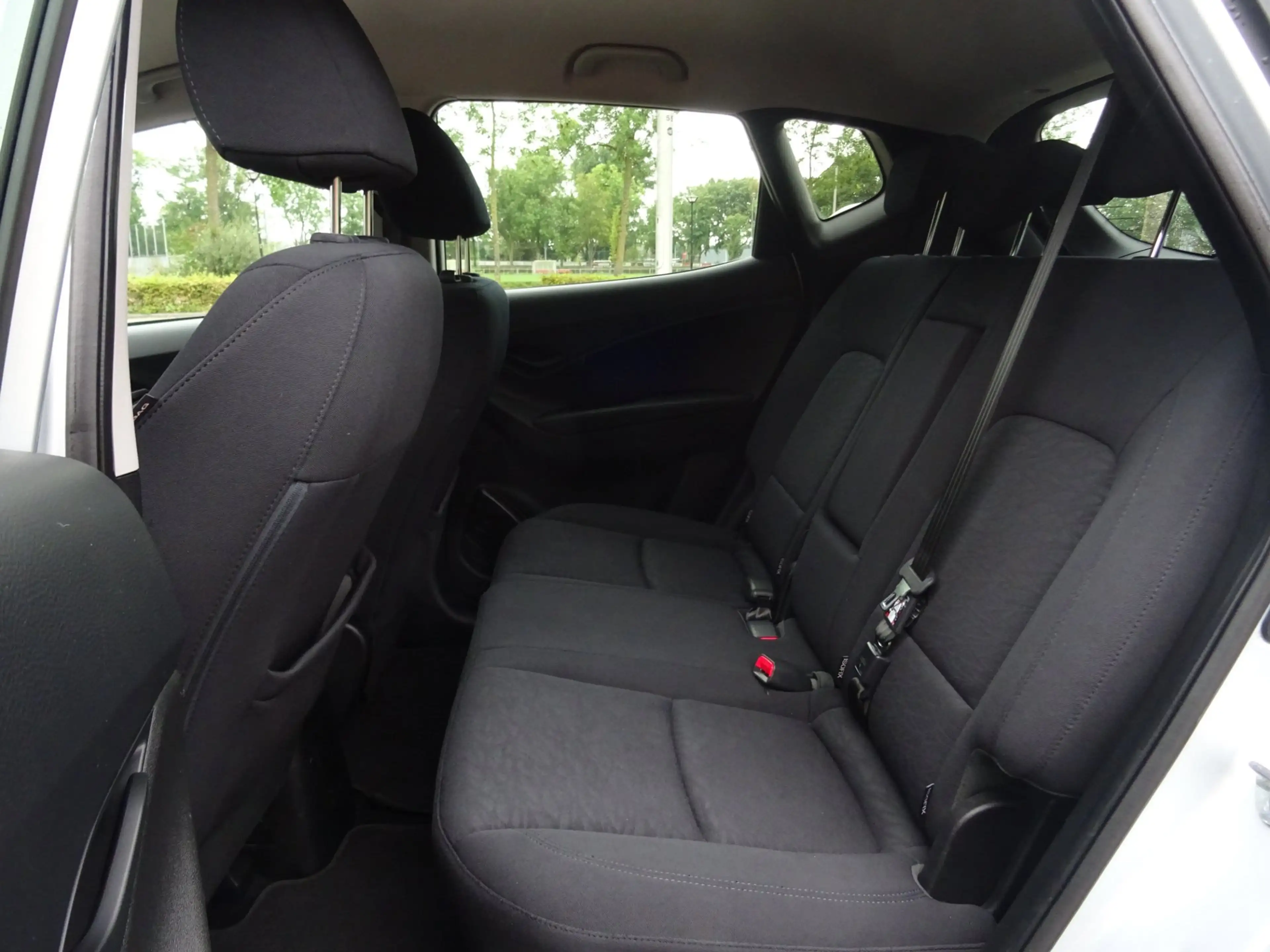 Hyundai iX20 1.4i i-Motion 81DKM/NAP/AIRCO/APK — photo 8