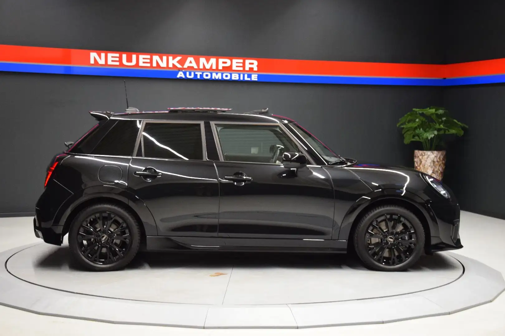 MINI Cooper C John Cooper Works Trim HuD Pano Leder Noir - 2