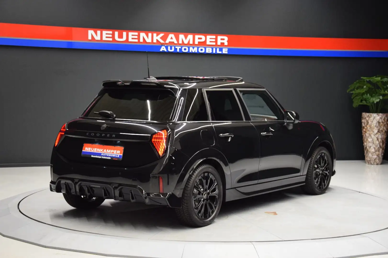 MINI Cooper C John Cooper Works Trim HuD Pano Leder Noir - 1