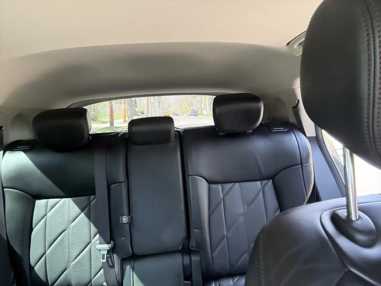 Infiniti QX70 снимка Infiniti QX70