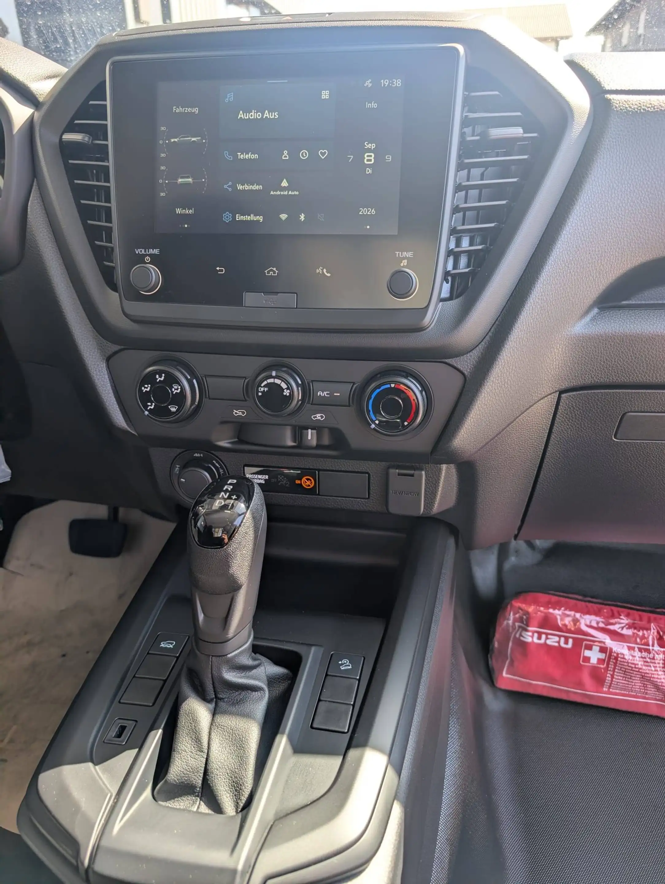 Isuzu D-Max Single Cab 4WD L 2,2l Neues Modell 2026 — photo 5