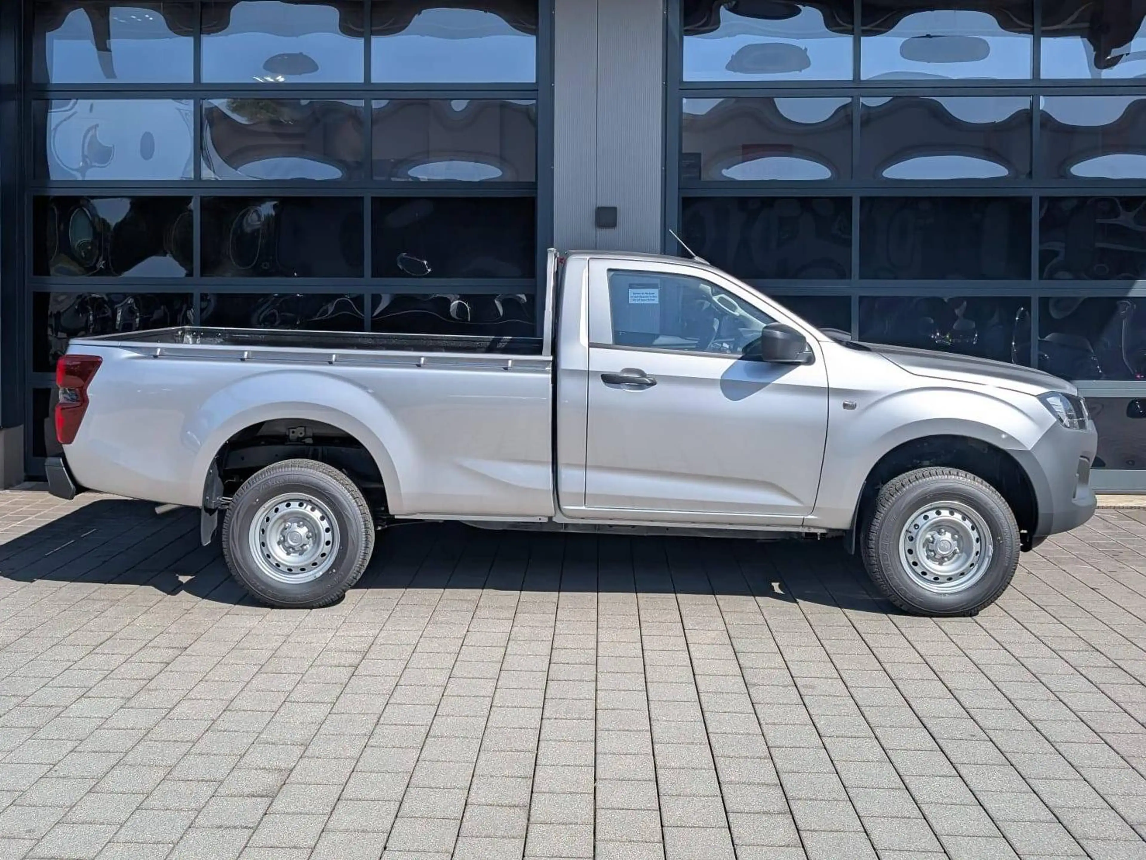 Isuzu D-Max Single Cab 4WD L 2,2l Neues Modell 2026 — photo 2