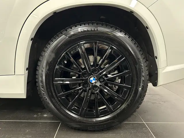 BMW X1 view 6