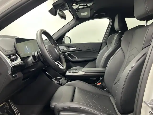 BMW X1 view 4