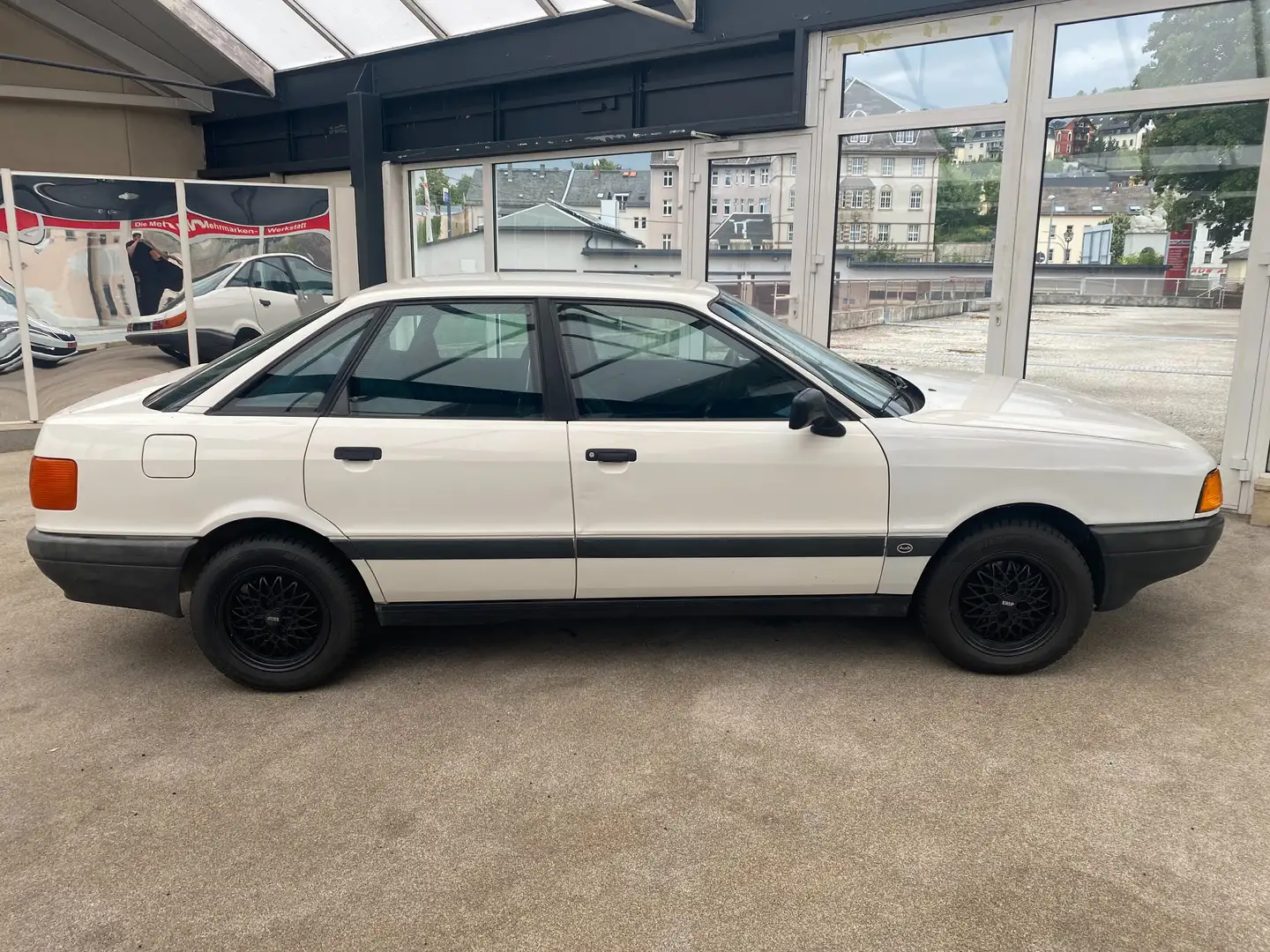 Audi 80 Aut. Weiß - 2