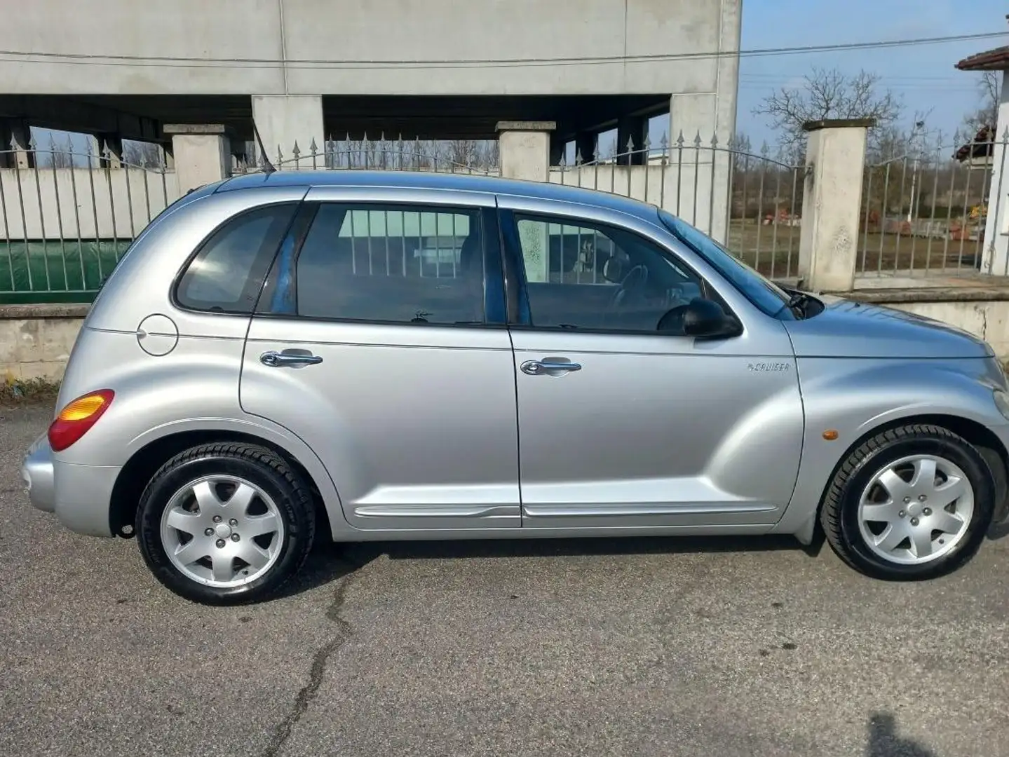 Chrysler PT Cruiser PT Cruiser 1.6 Touring Srebrny - 2