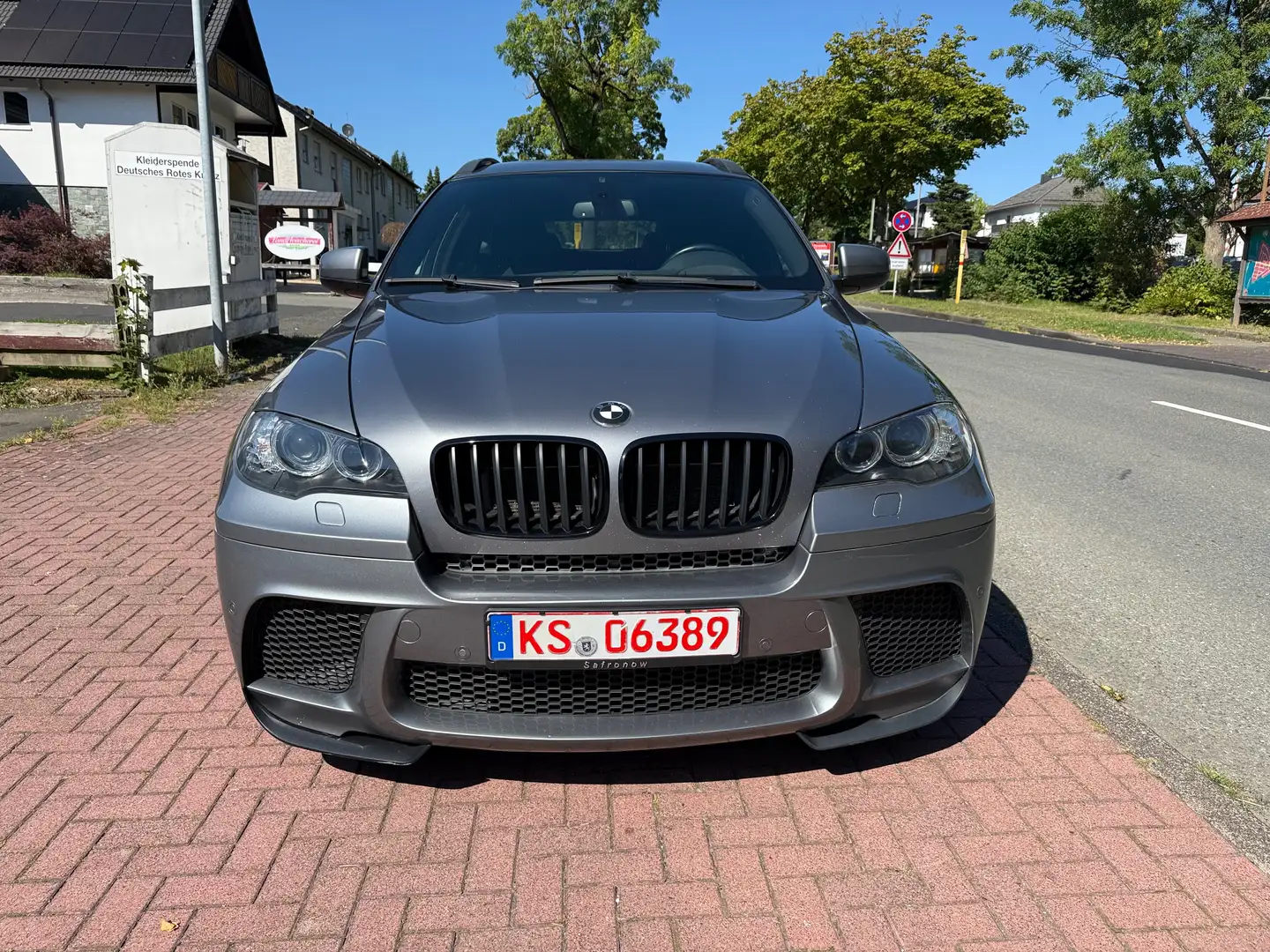 BMW X6 xDrive50i Alcantara SoftClose Serviceheft Keyless Grau - 2