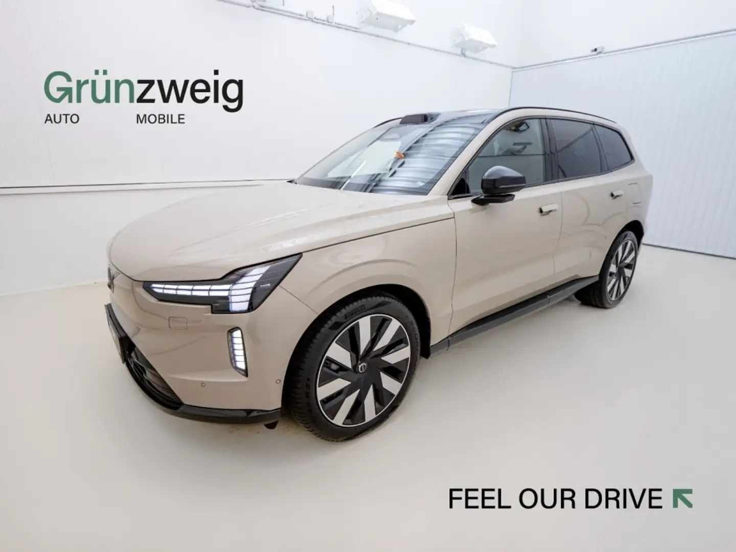 Volvo EX90 Ultra, Twin Motor Performance, Vollelektrisch, 7 S Bej - 1