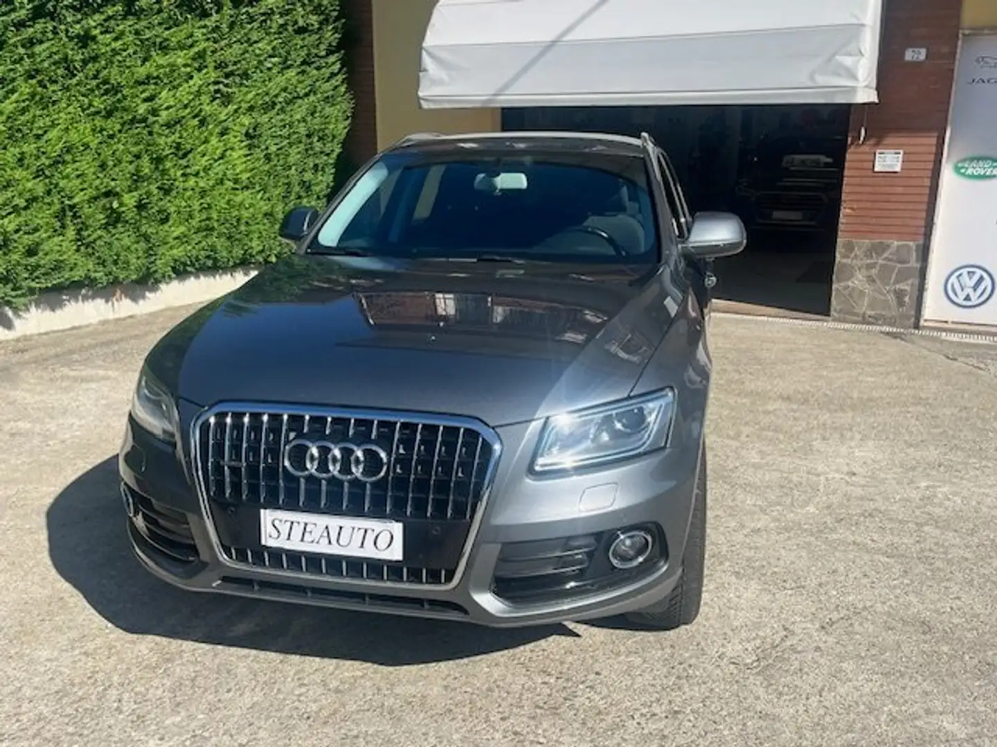 Audi Q5 Q5 2.0 tdi Business quattro 150cv E6 Gris - 1