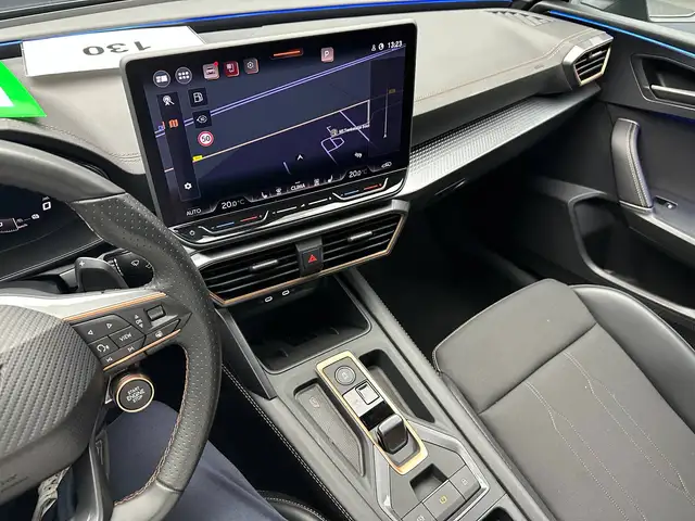 Cupra Leon view 19