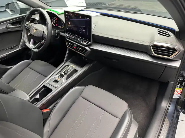 Cupra Leon view 11