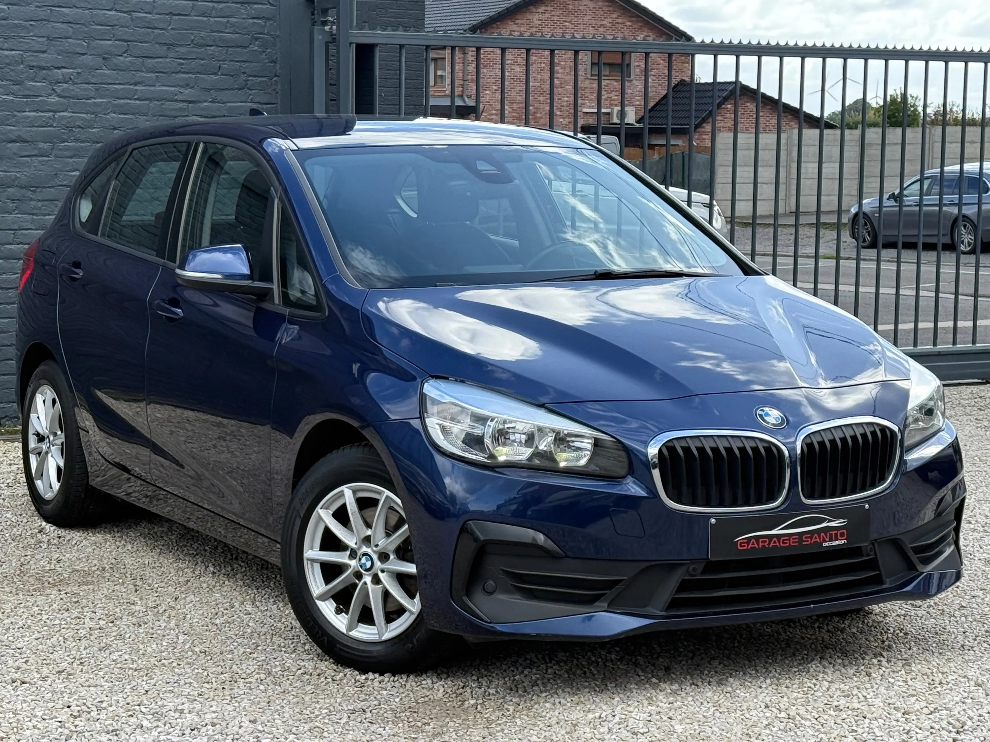 BMW 216 Active Tourer 216 dA JOY Edition /Automatique/Navi/Led/Pdc/Garantie/ — photo 2
