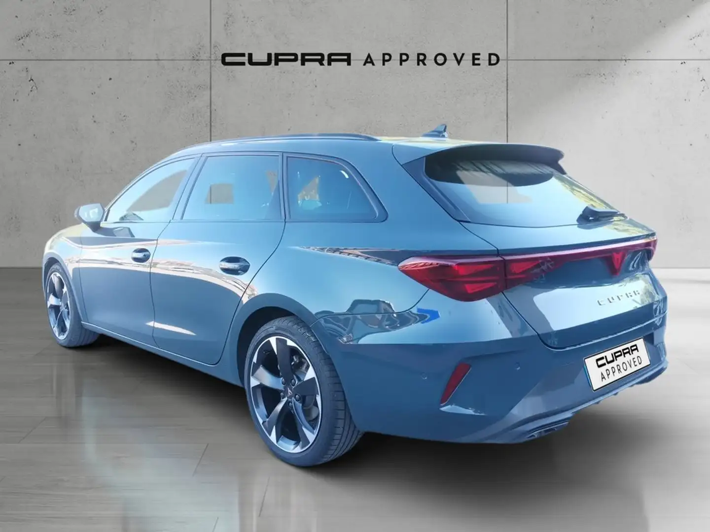CUPRA Leon Sportstourer 1.5 eTSI 110 DSG Azul - 2