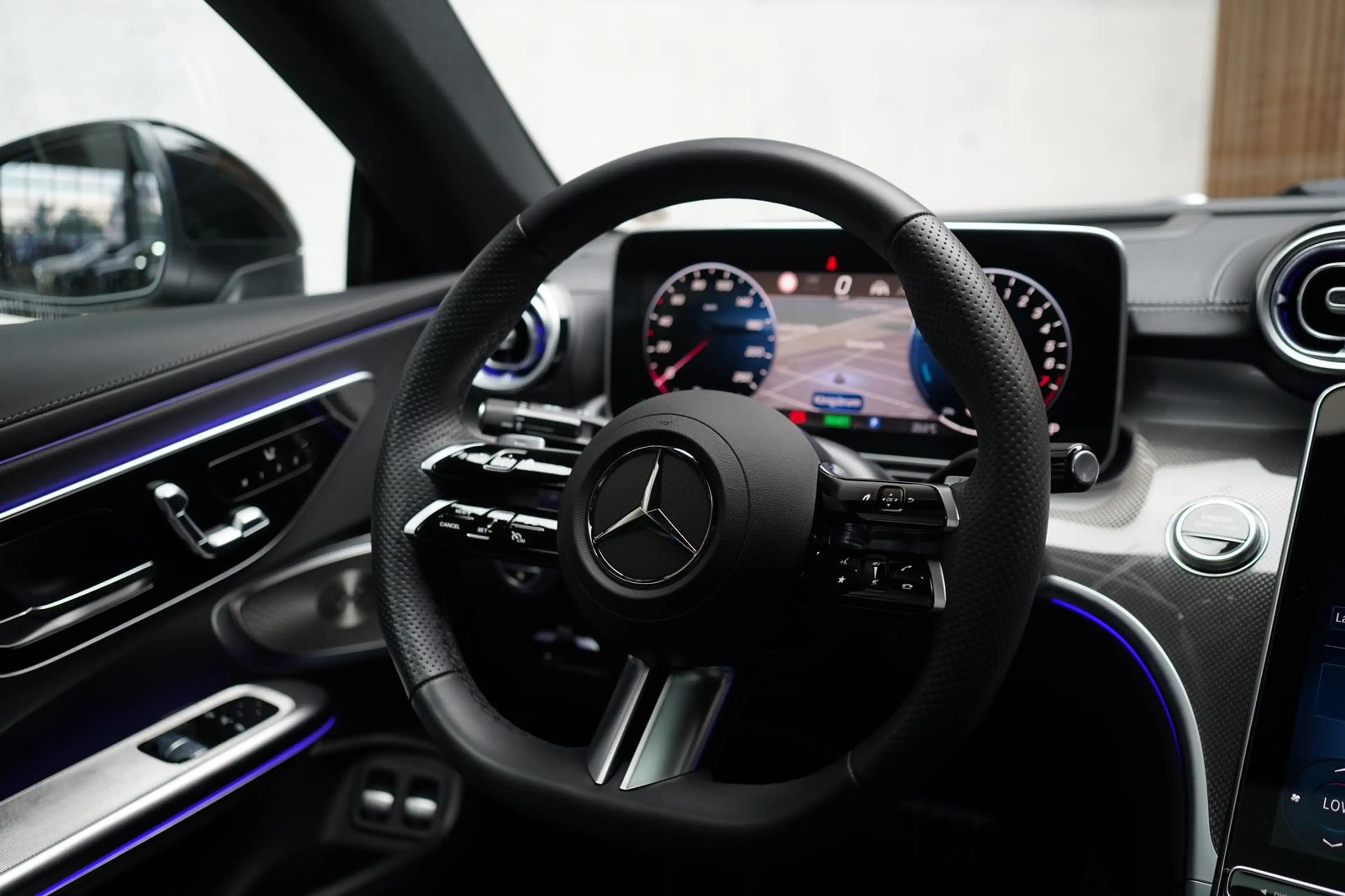 Mercedes-Benz CLE 300 e AMG Line Premium + | Pano | HuD | Burm — photo 13