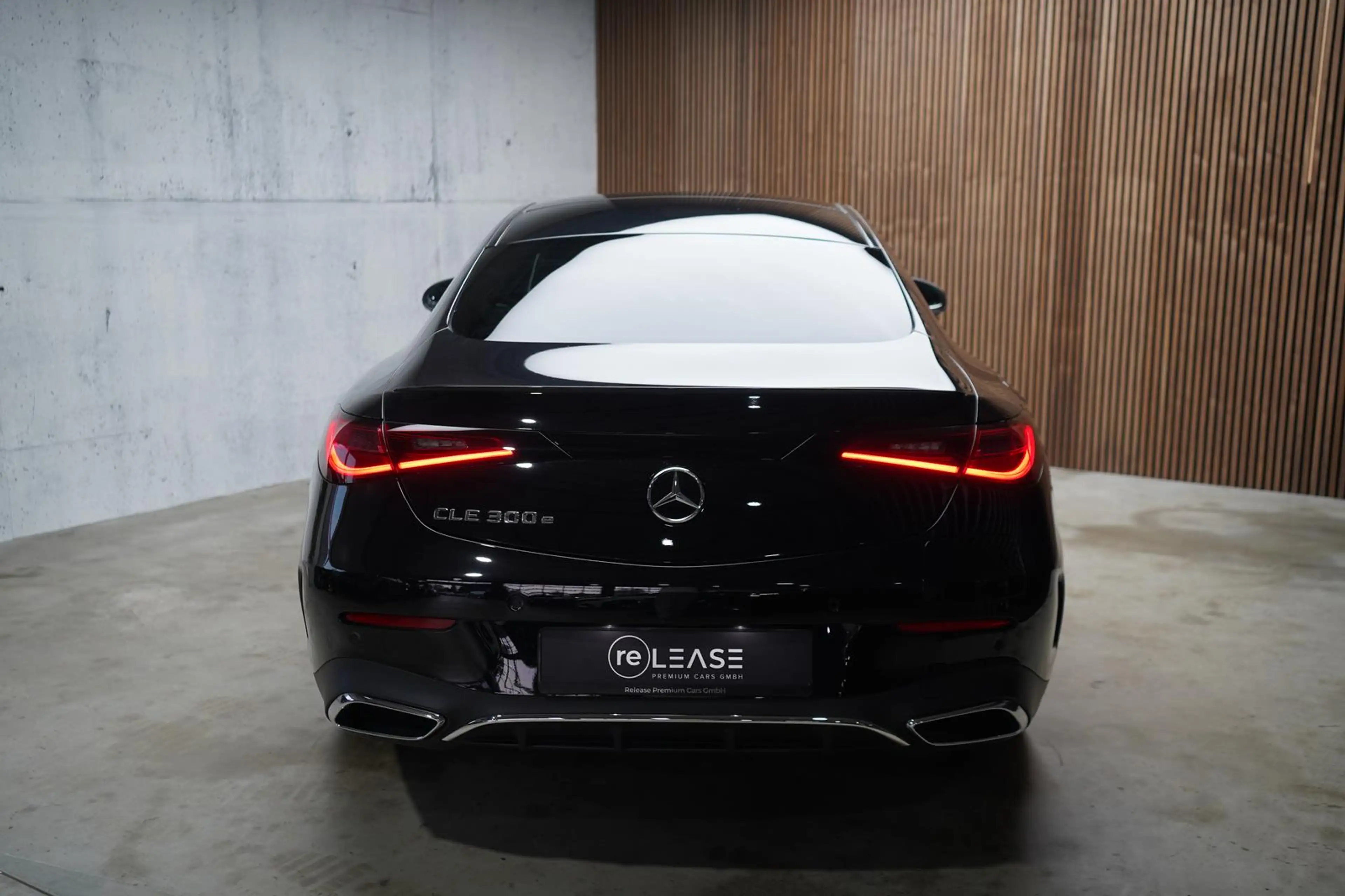 Mercedes-Benz CLE 300 e AMG Line Premium + | Pano | HuD | Burm — photo 7