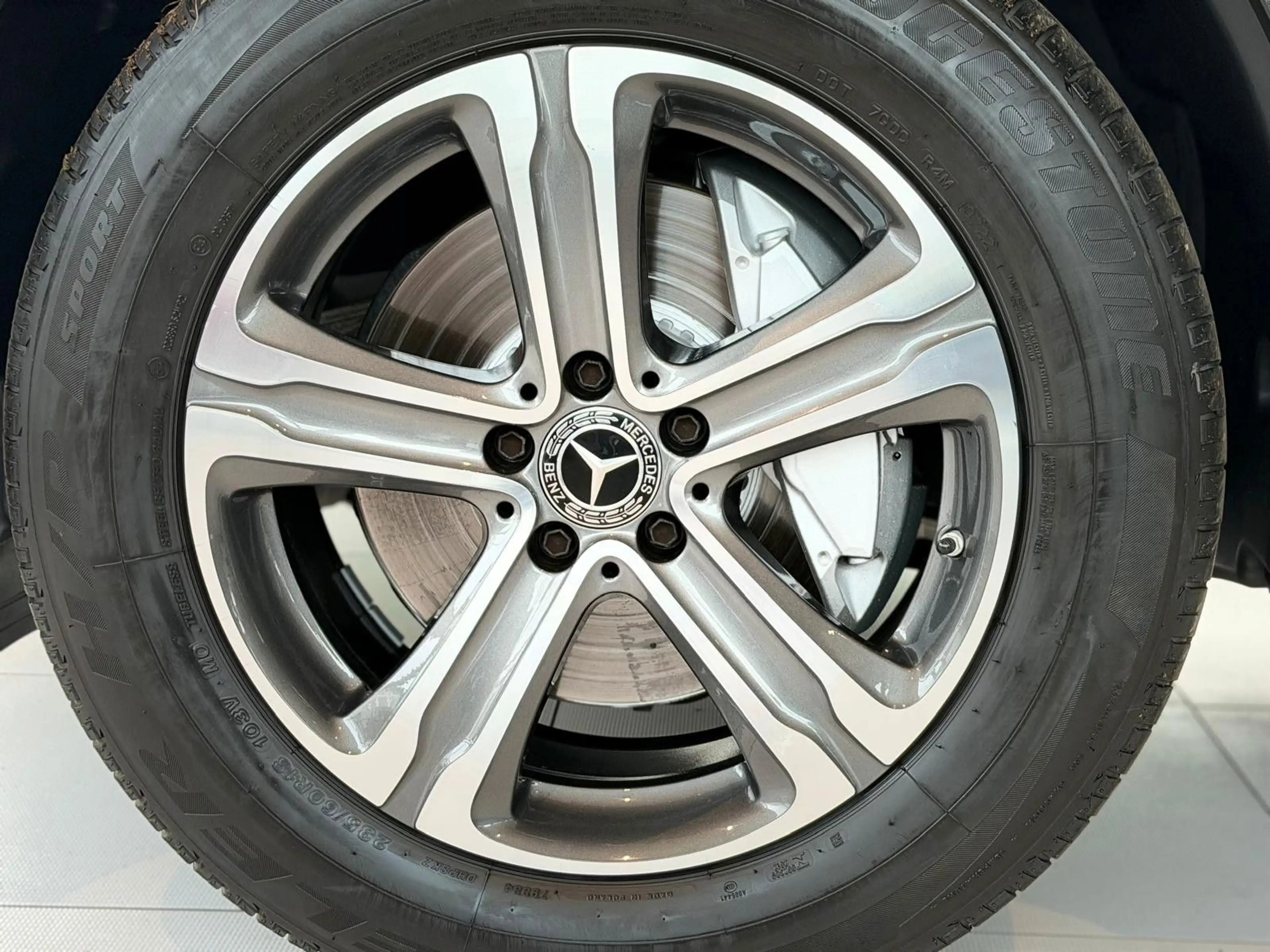 Mercedes-Benz GLC 250 4Matic/PDC/AHK/NAVI/ — photo 11