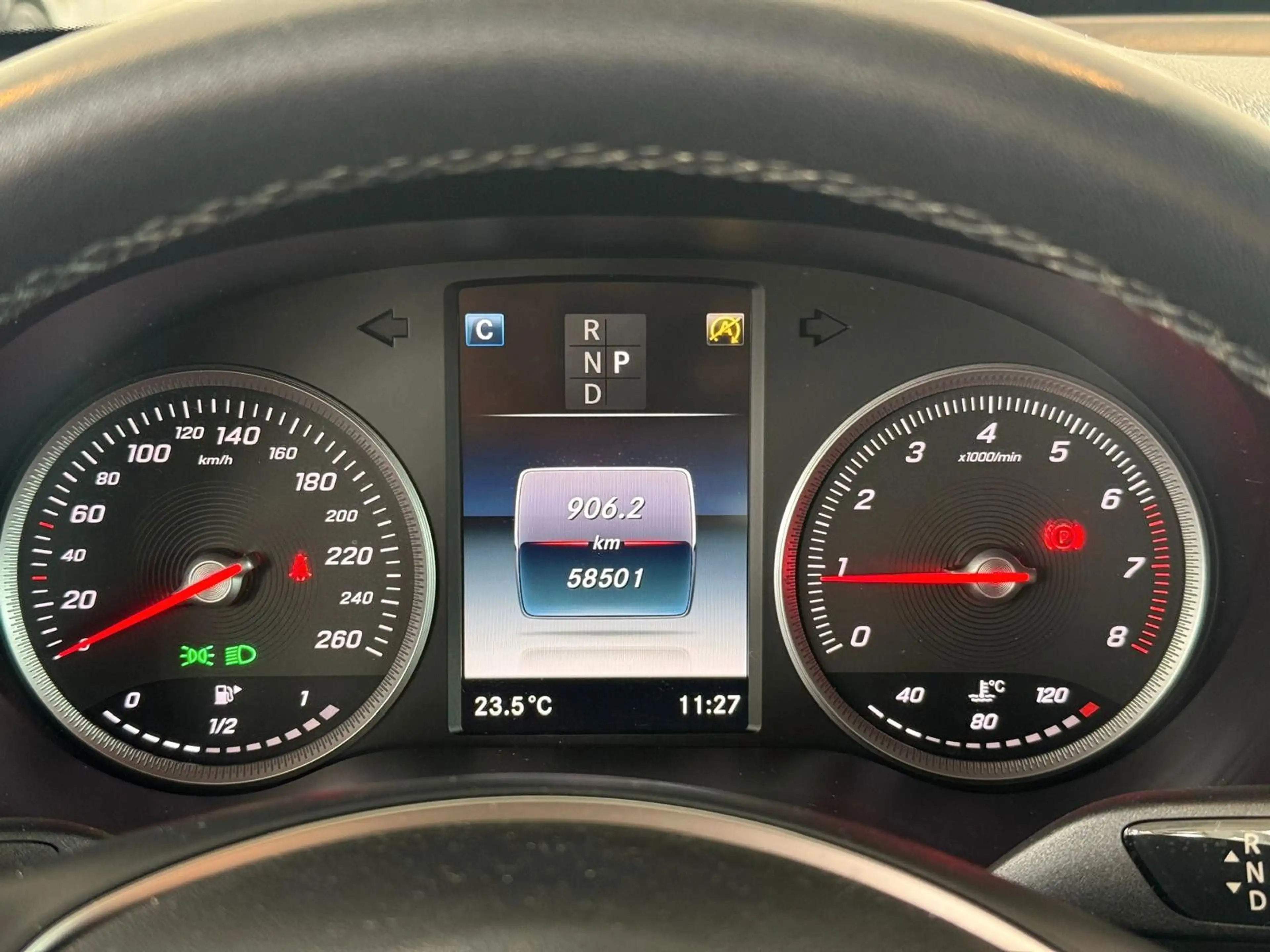 Mercedes-Benz GLC 250 4Matic/PDC/AHK/NAVI/ — photo 13