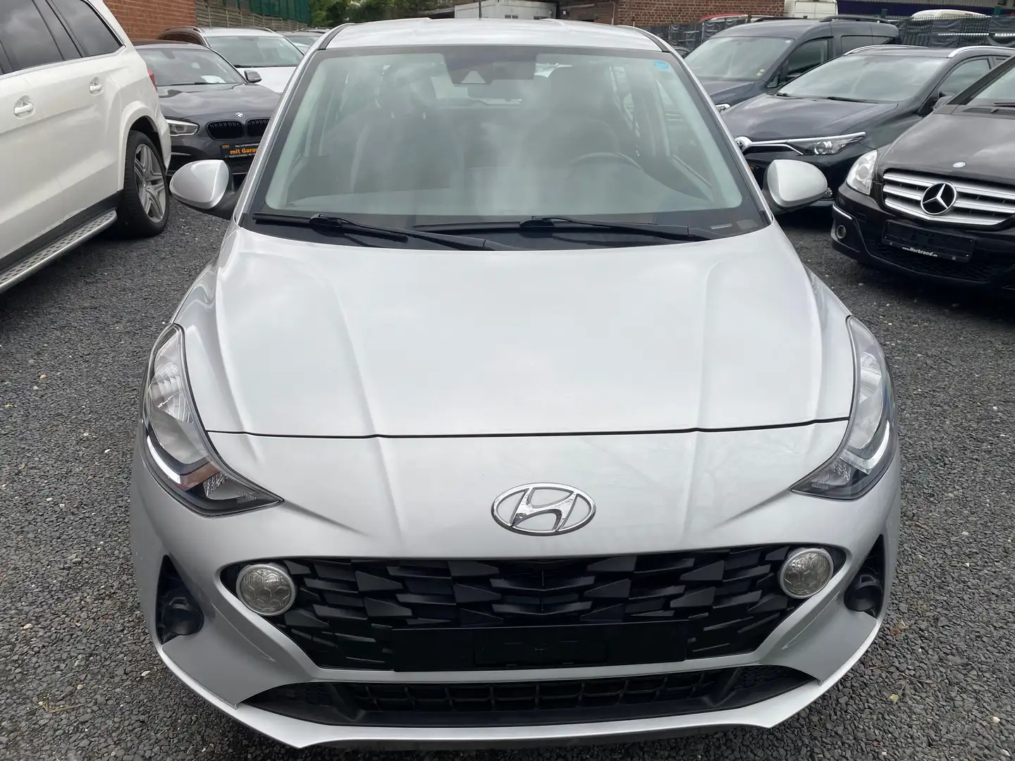 Hyundai i10 1.0 Select Stříbrná - 2