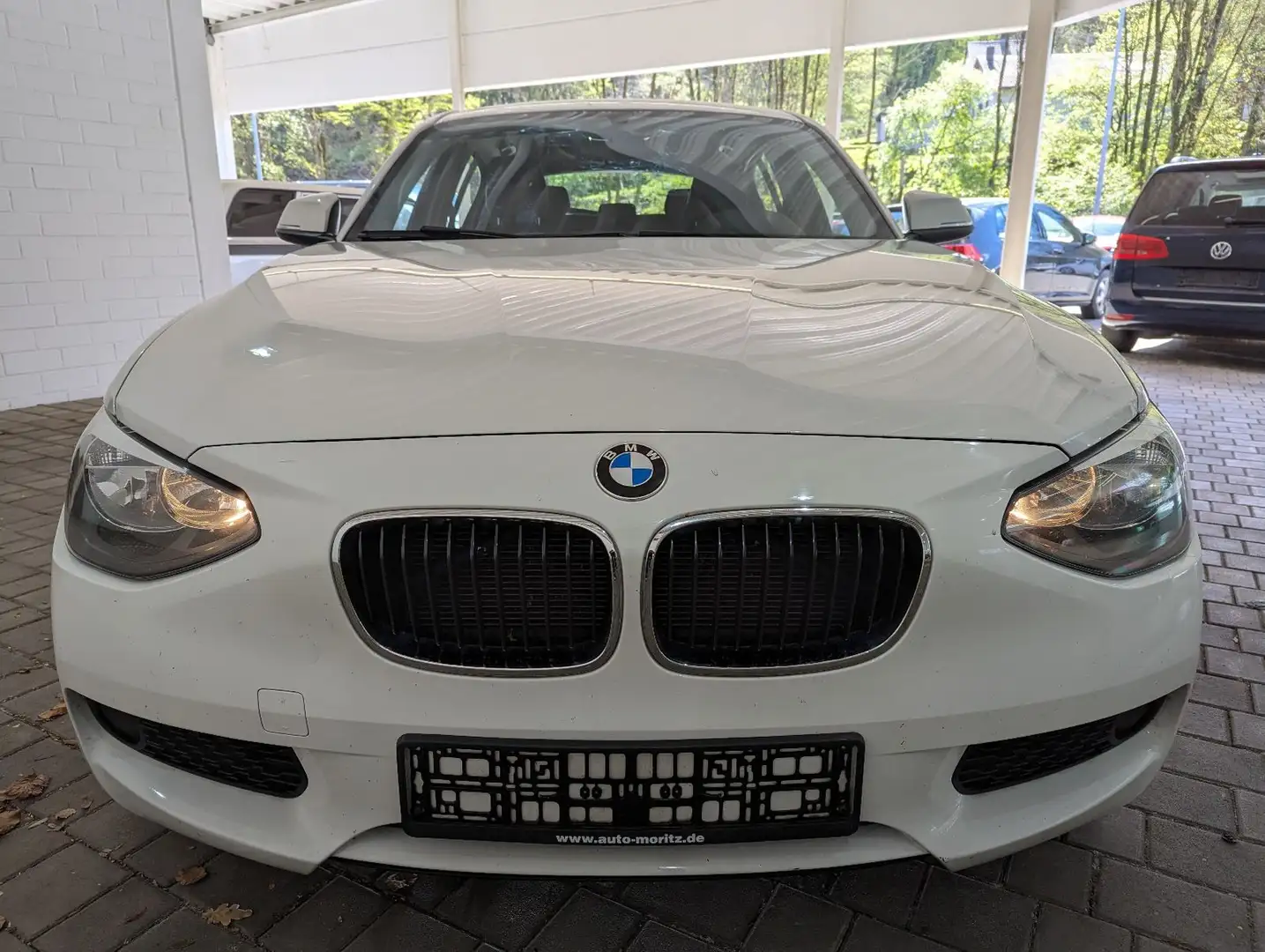 BMW 114 Baureihe 1 Lim. 5-trg. 114i Weiß - 2