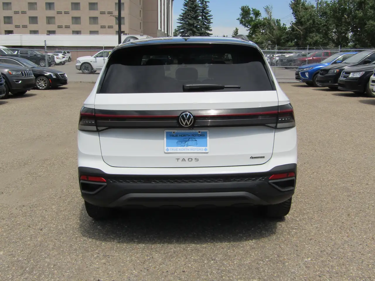 Volkswagen Taos снимка Volkswagen Taos