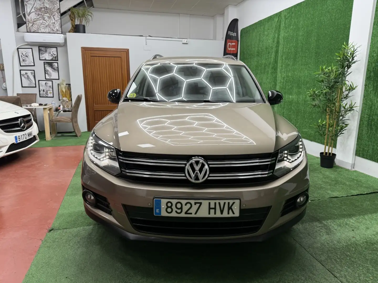 Volkswagen Tiguan 2.0TDI BMT Cross 4x2 140 Beige - 2