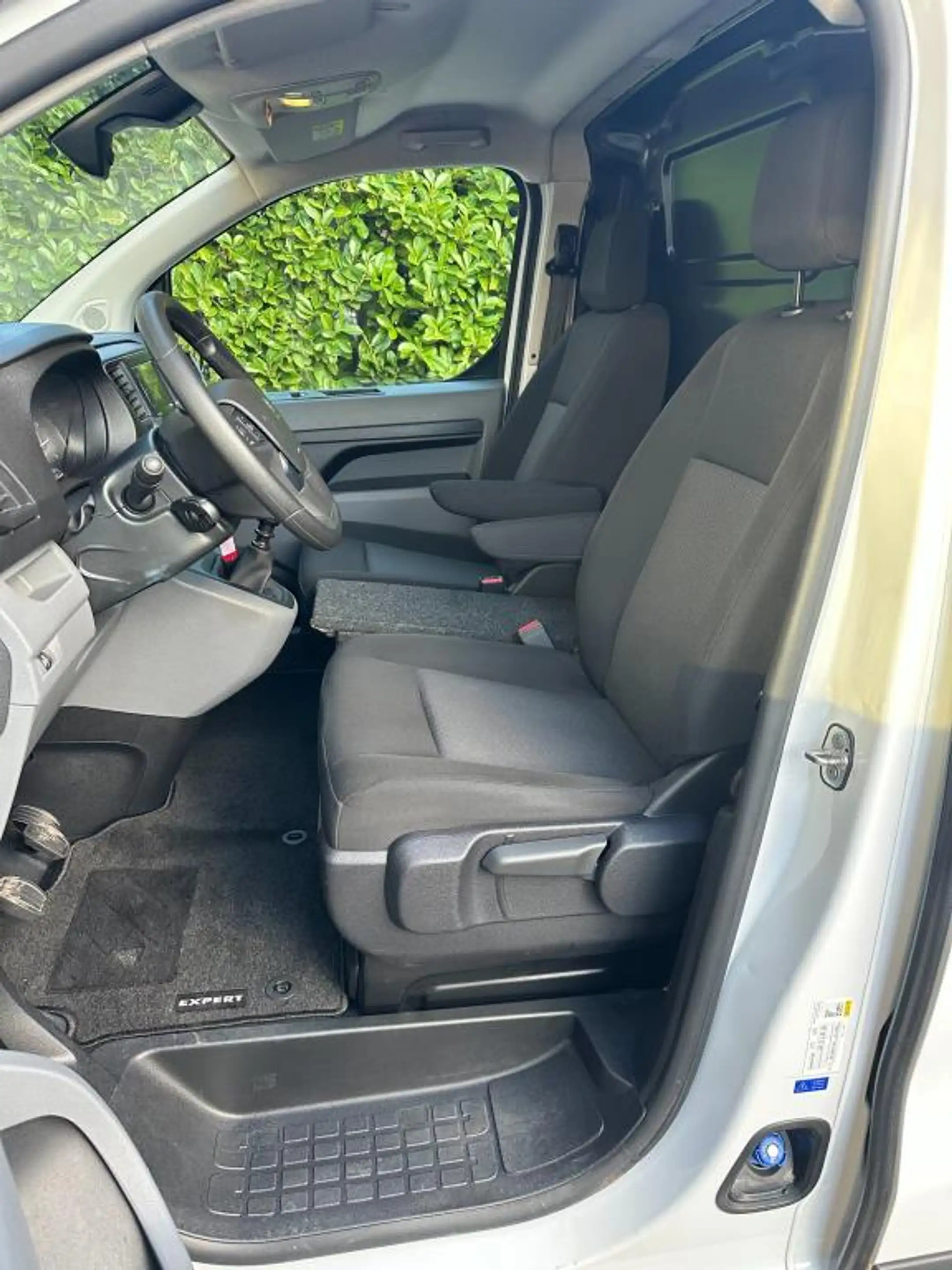 Peugeot Expert 1.5 BlueHDI 120 Standard Premium 2 schuifdeuren Tr — photo 5