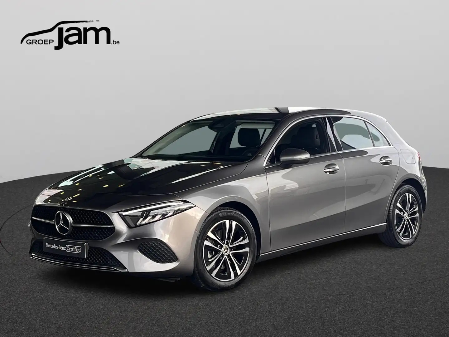 Mercedes-Benz A 180 Luxury Line Grijs - 1