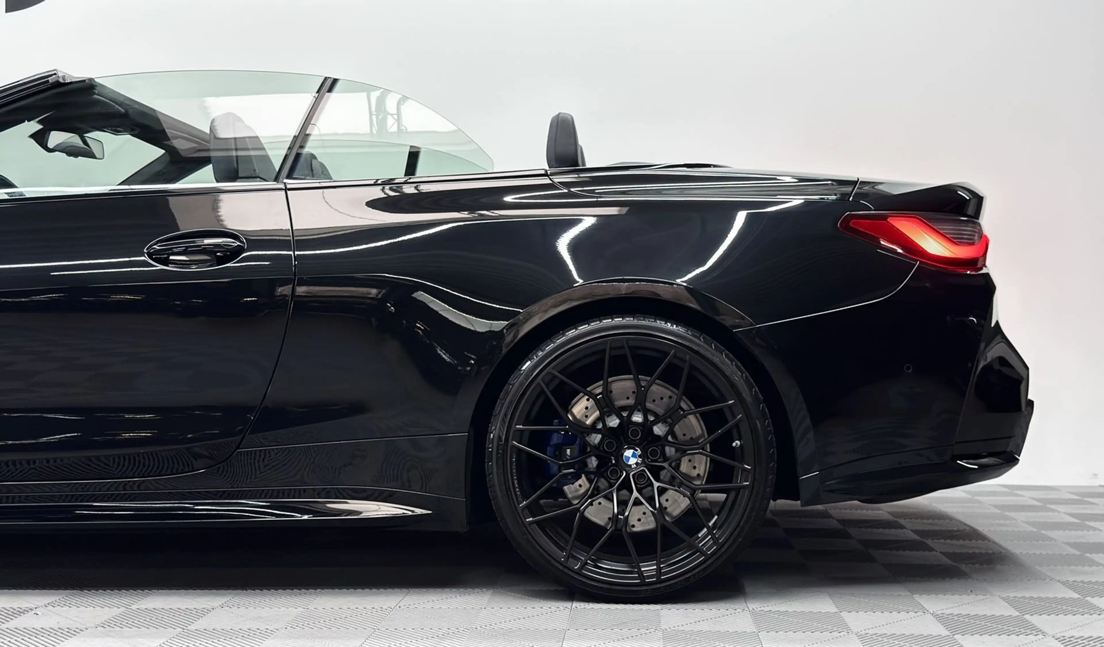 BMW M4 xD Competition *Head-Up *HK *Key-Go *Open-Air — photo 4