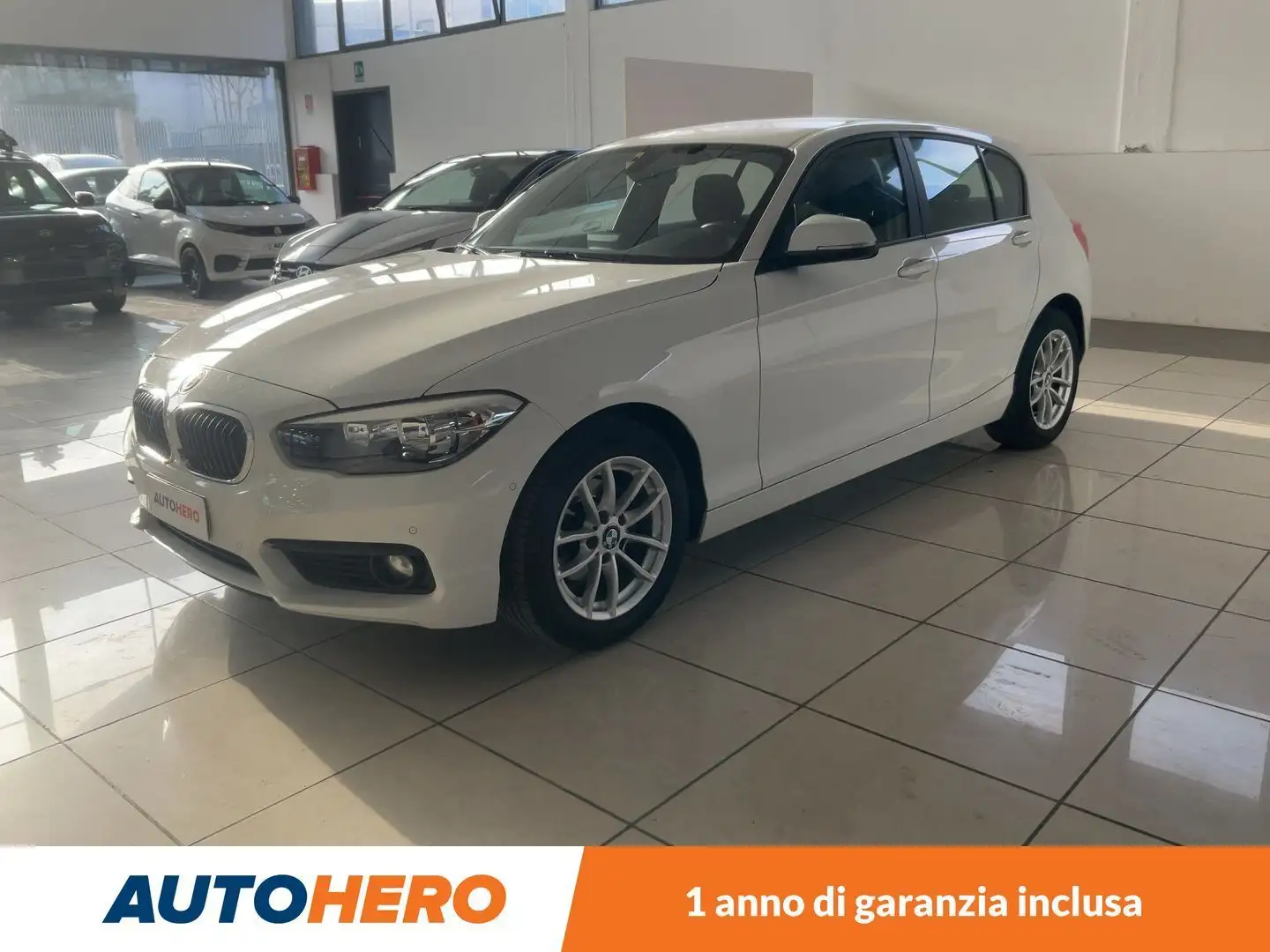 BMW 116 116d Advantage Белый - 1