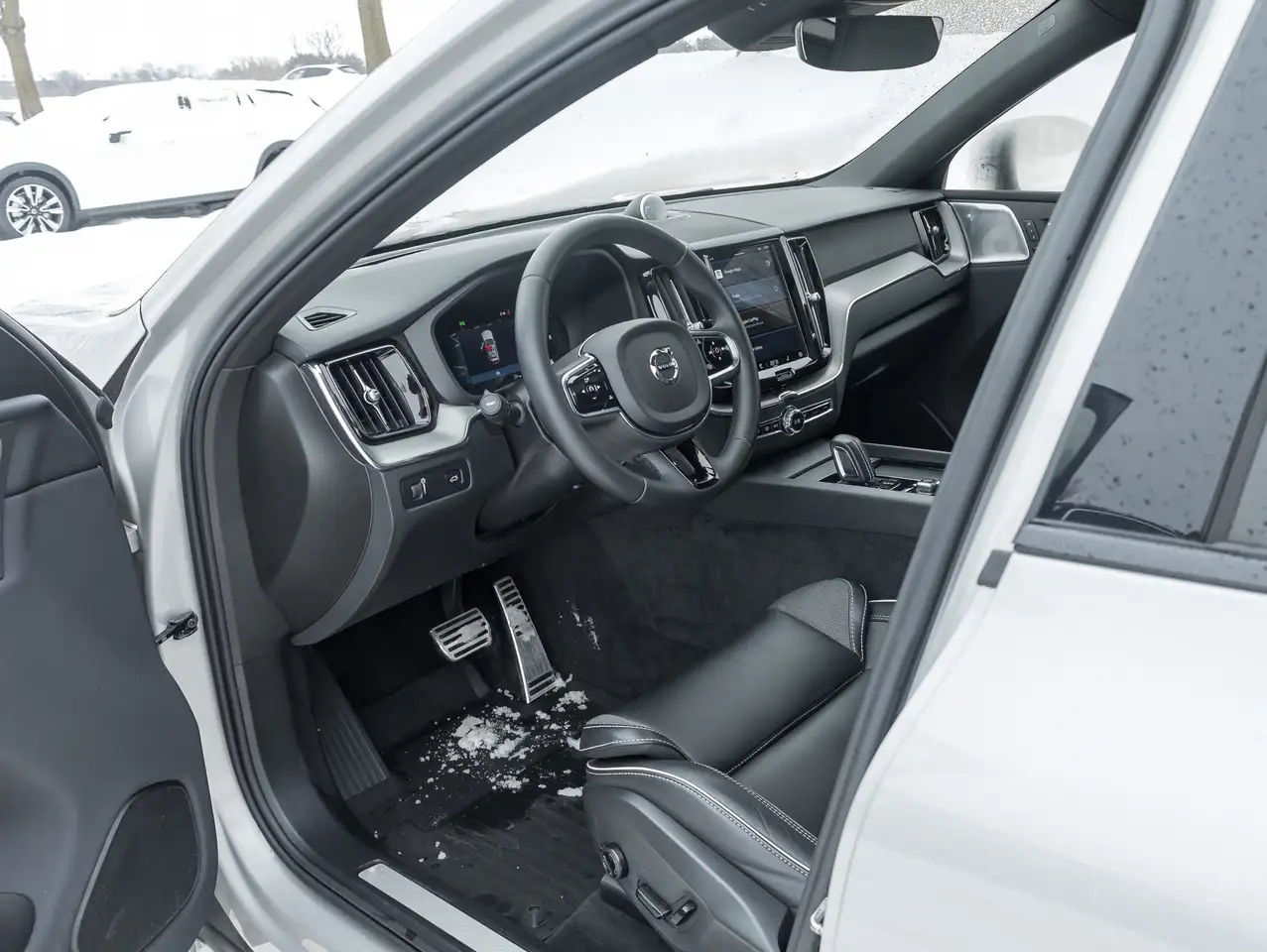 Volvo XC60 снимка Volvo XC60