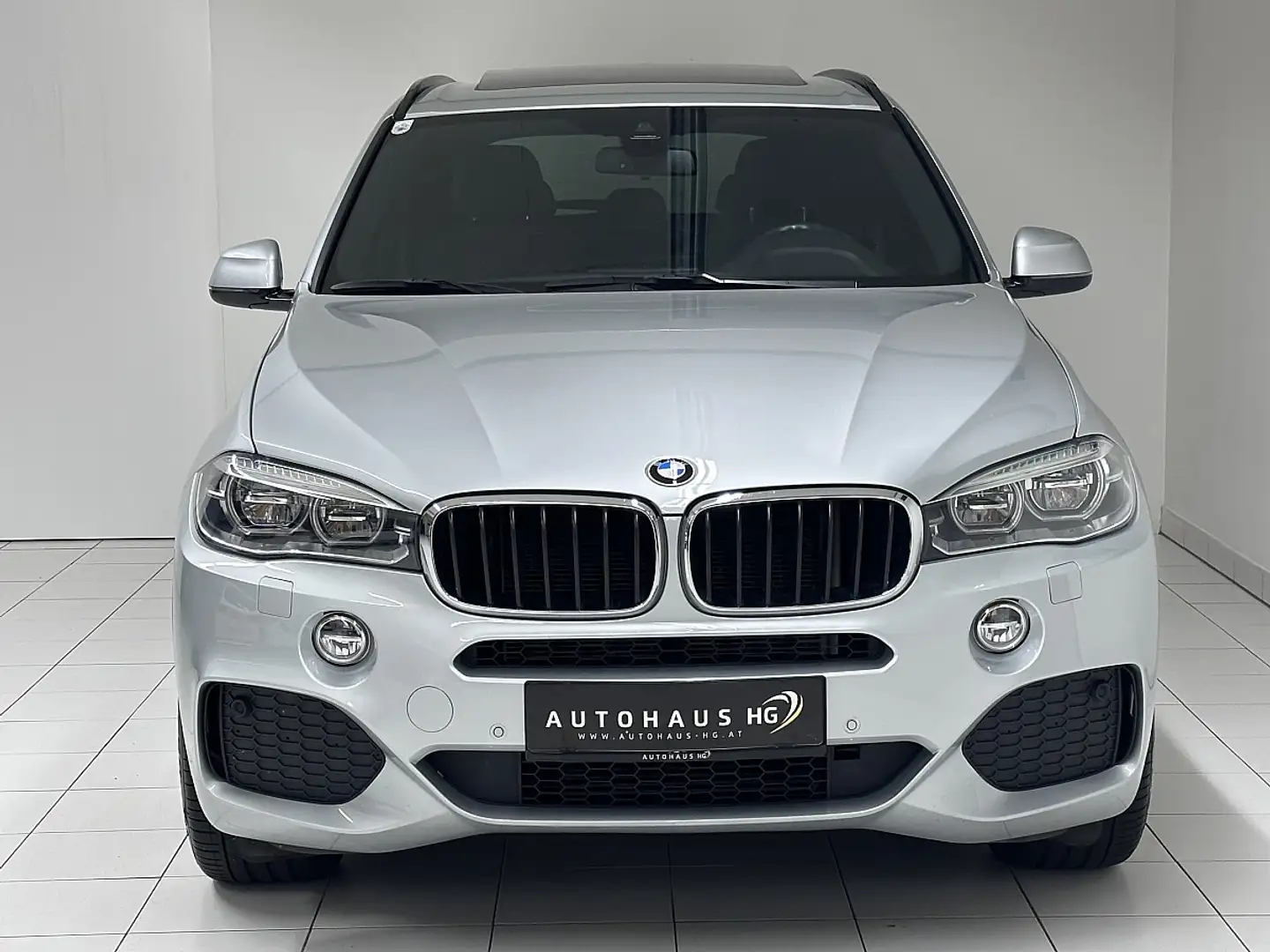 BMW X5 xDrive30d Aut.*M-SPORT*LCI*PANO*LED*KEYLESS*TOT... Grau - 2