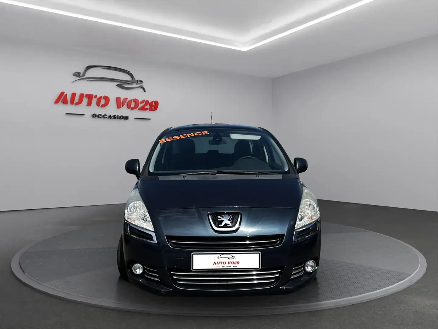 Peugeot 5008 1.6 VTI 16V Schwarz - 2