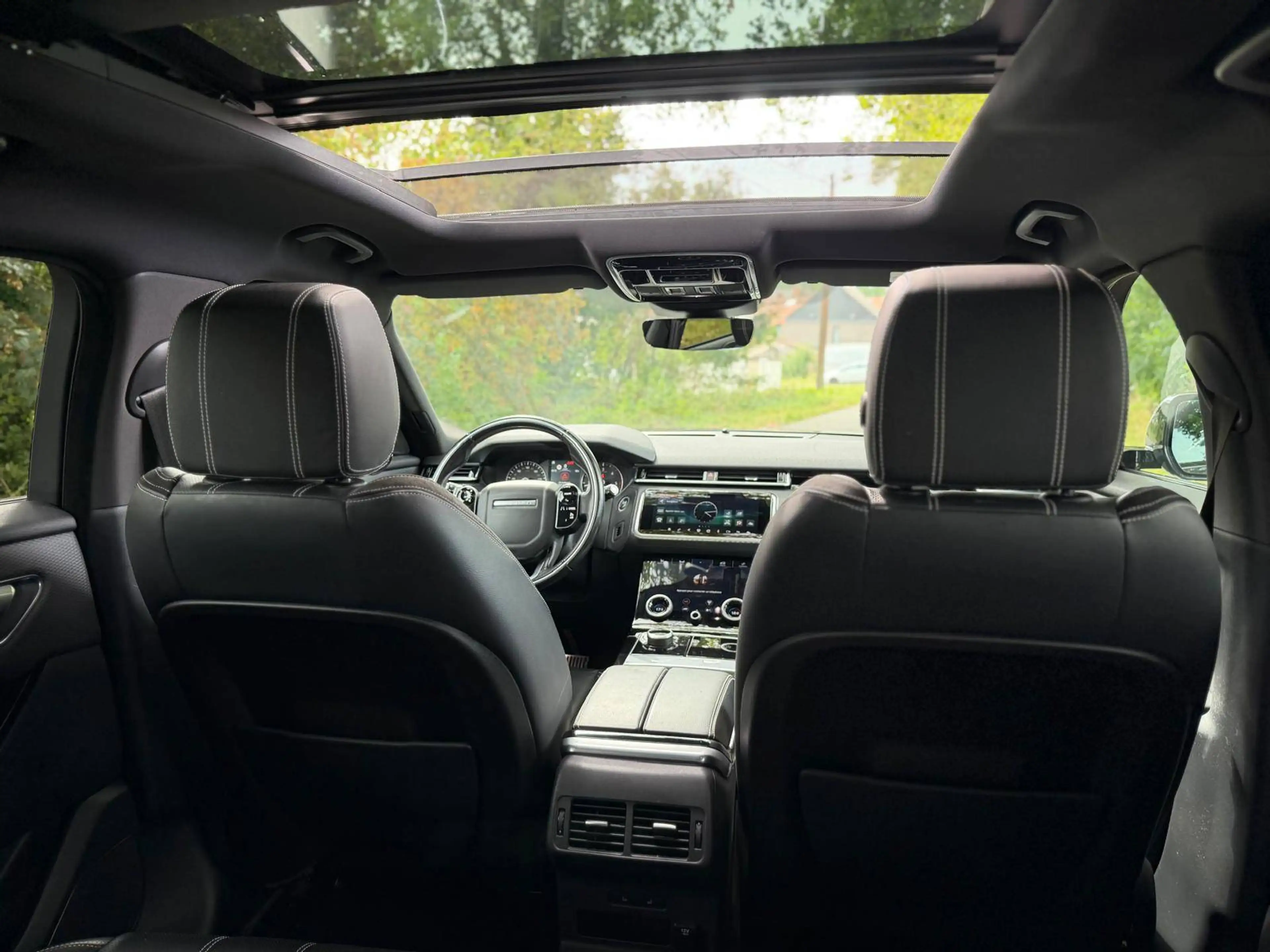 Land Rover Range Rover Velar Velar 2.0 TD4 R-Dynamic S (EU6b) — photo 12