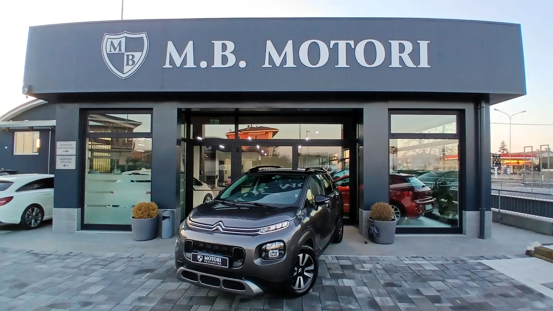 Citroen C3 C3 Aircross I Aircross 1.2 puretech Shine Grau - 1